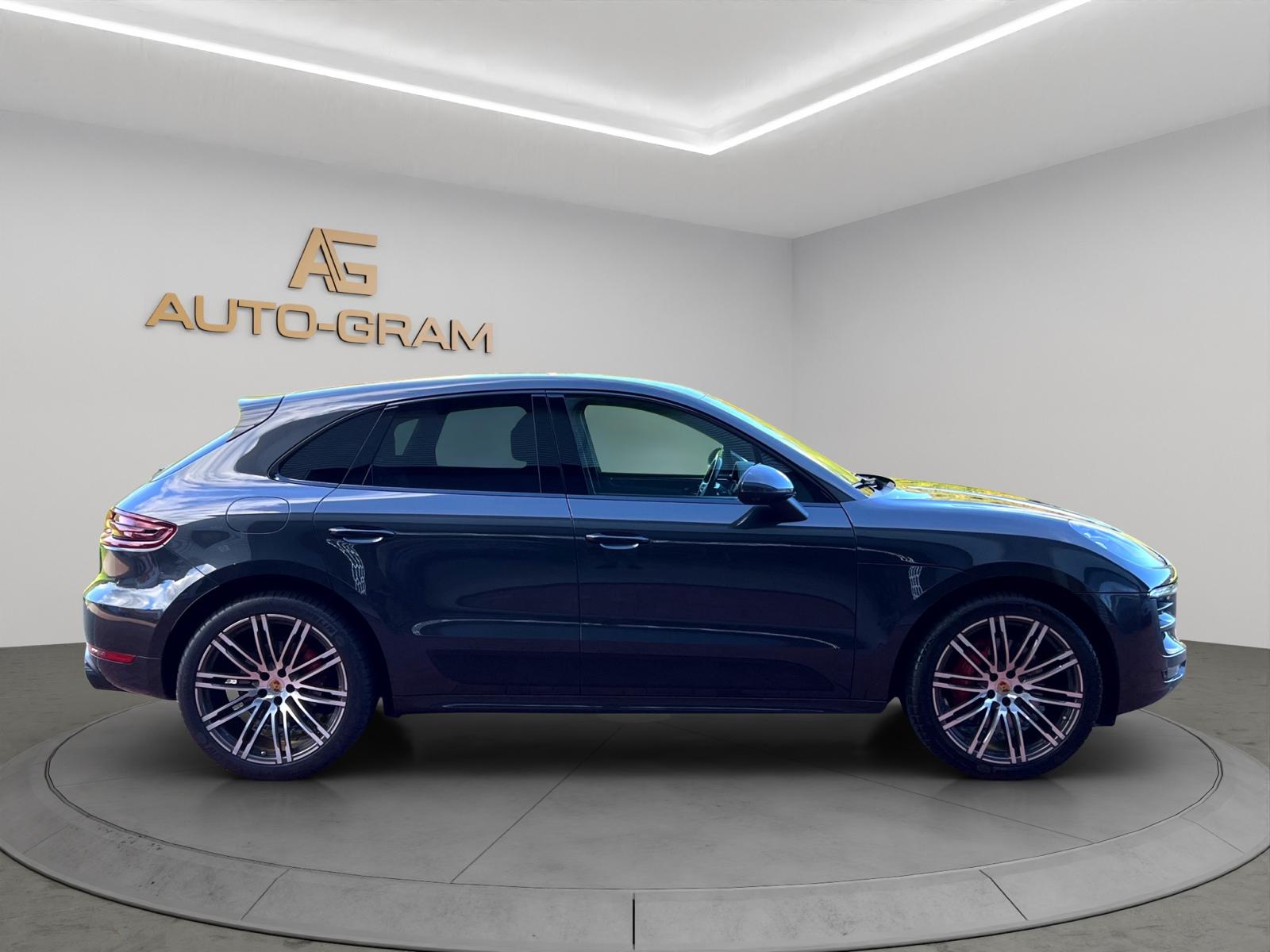 PORSCHE Macan GTS PDK-image-5