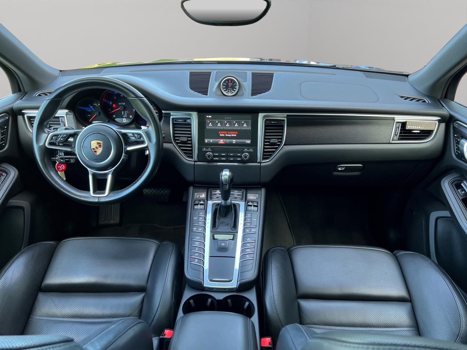PORSCHE Macan GTS PDK-image-14