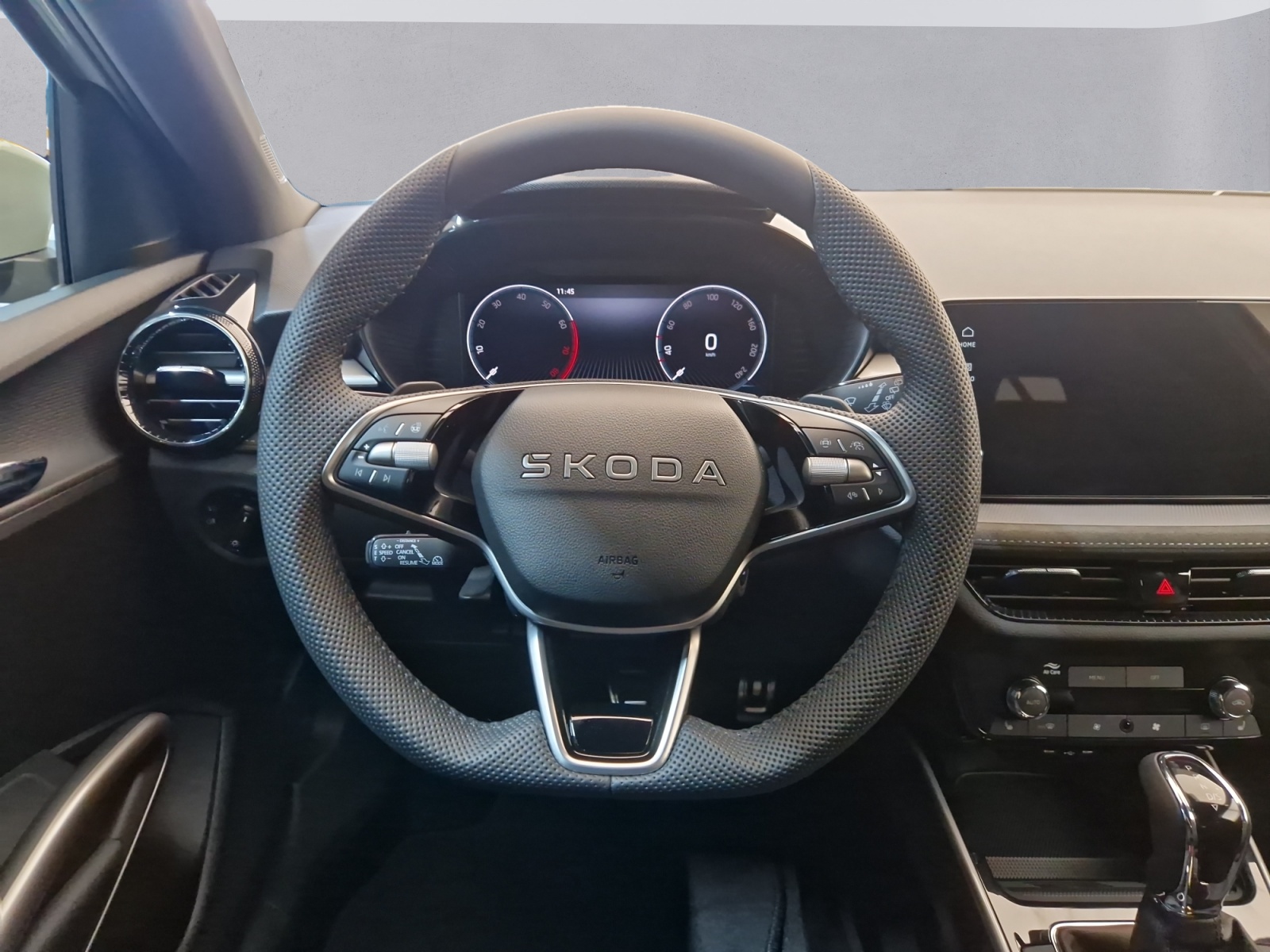 SKODA Fabia 1.0 TSI Dynamic DSG-image-11