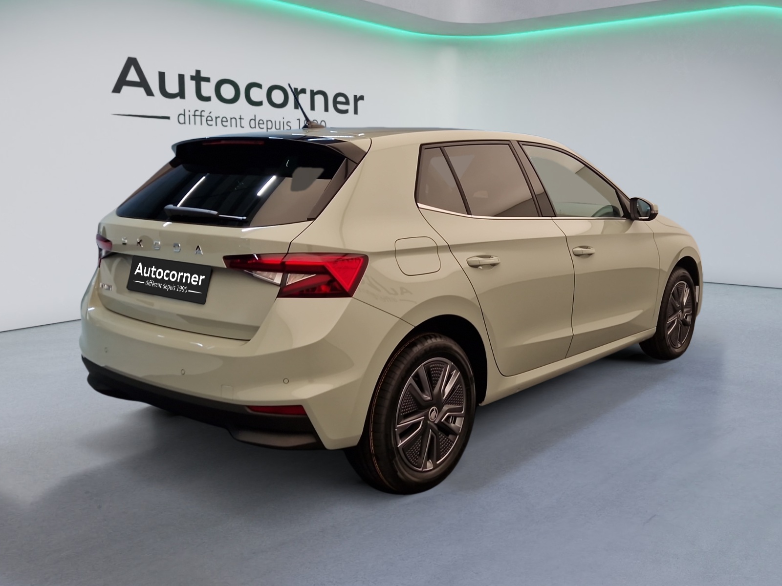 SKODA Fabia 1.0 TSI Dynamic DSG-image-4