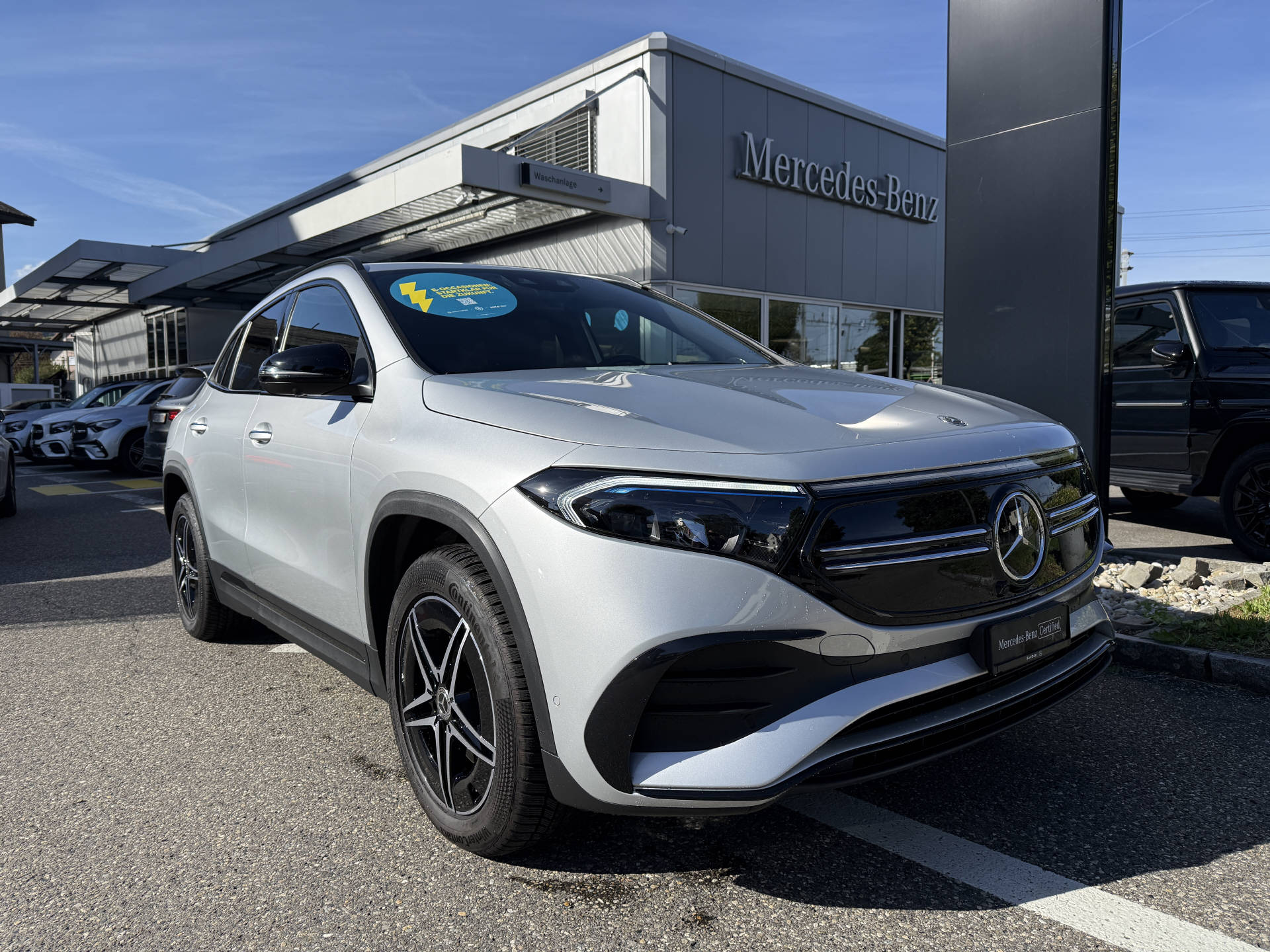 MERCEDES-BENZ EQA 350 AMG Line 4matic-image-0