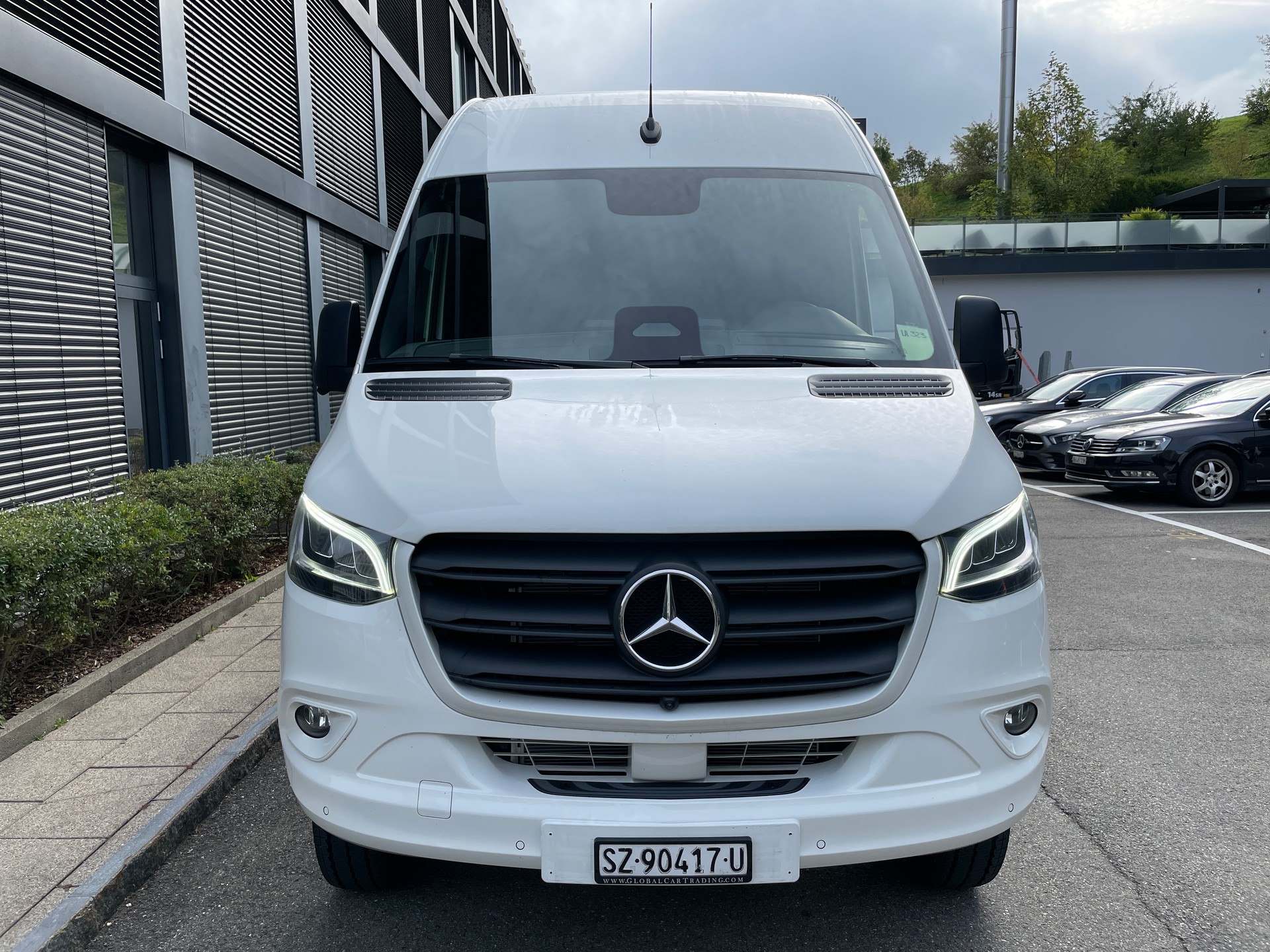 MERCEDES-BENZ Sprinter 319 CDI Lang 9G-TRONIC 4x4 ALLRAD-image-6
