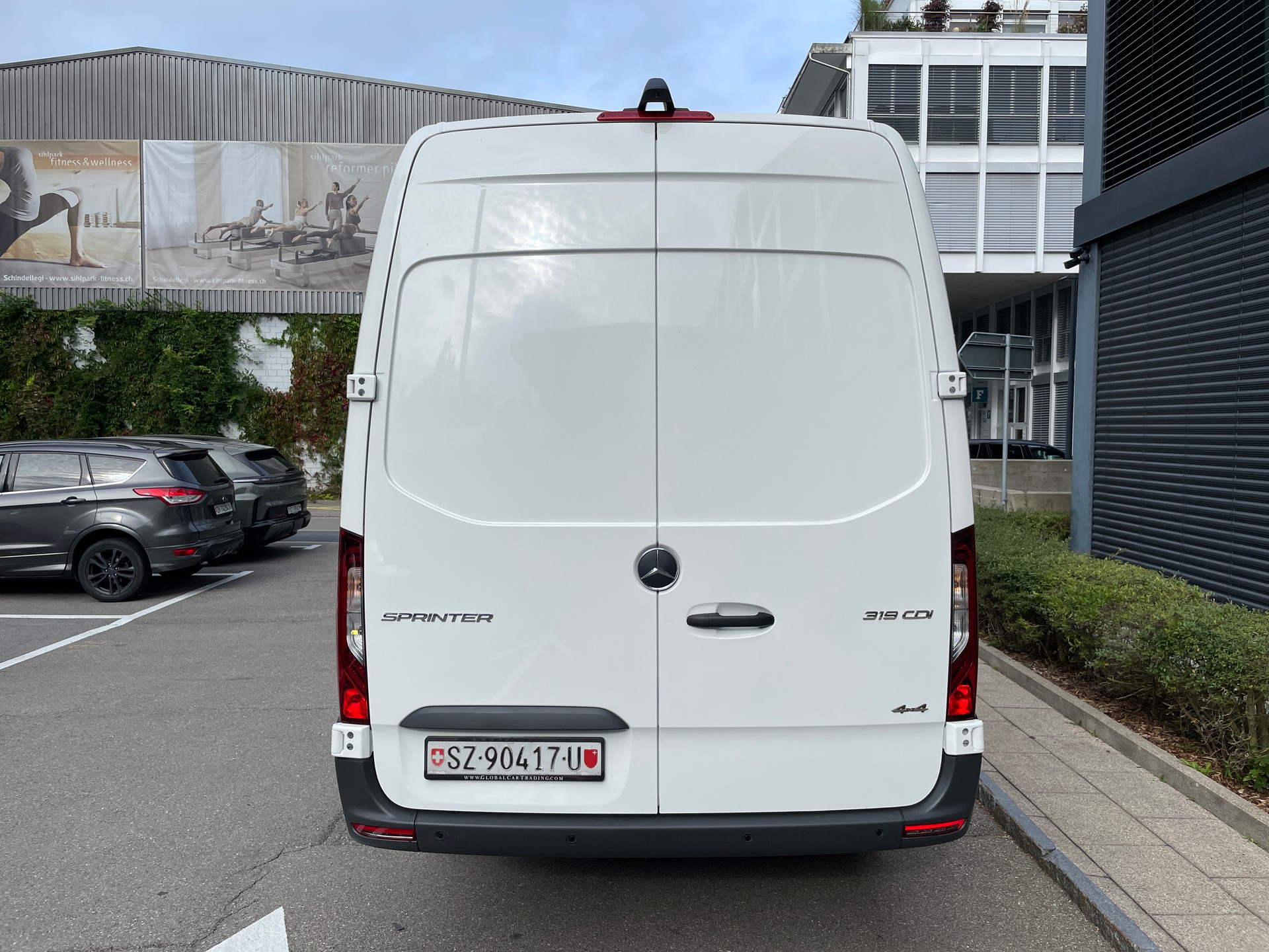 MERCEDES-BENZ Sprinter 319 CDI Lang 9G-TRONIC 4x4 ALLRAD-image-3