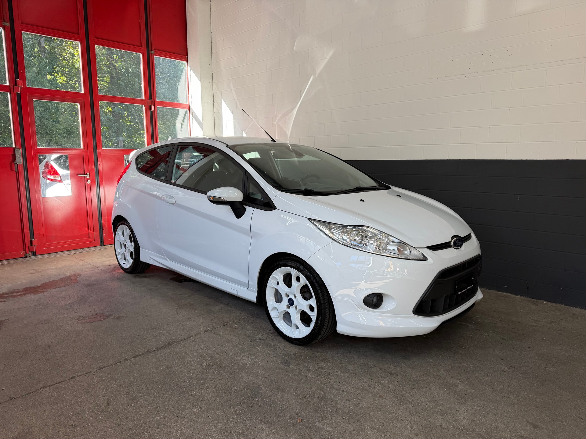 FORD Fiesta 1.6 16V Sport+ //NEU AB MFK!-image-0