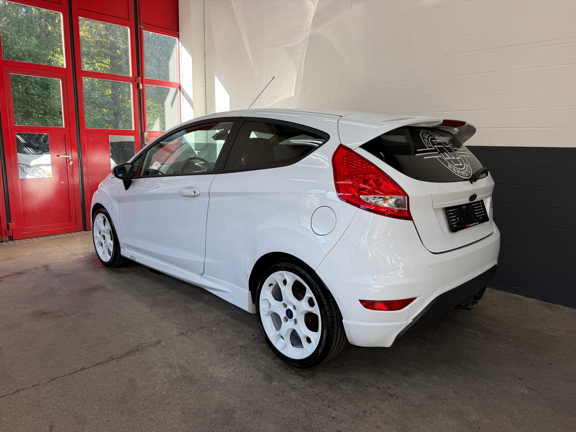 FORD Fiesta 1.6 16V Sport+ //NEU AB MFK!-image-4