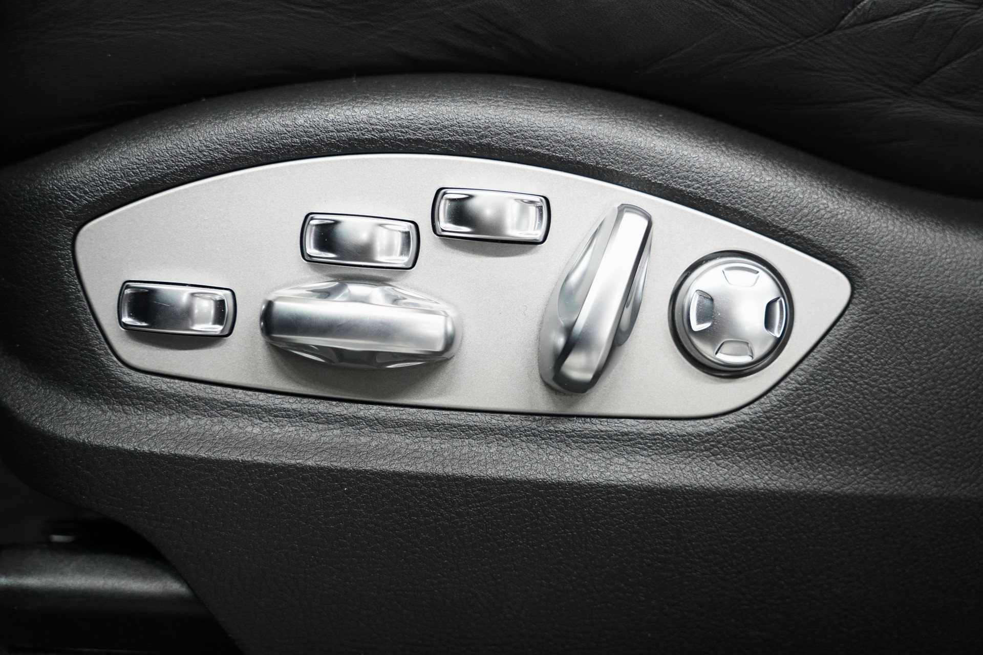 PORSCHE Macan S PDK-image-20