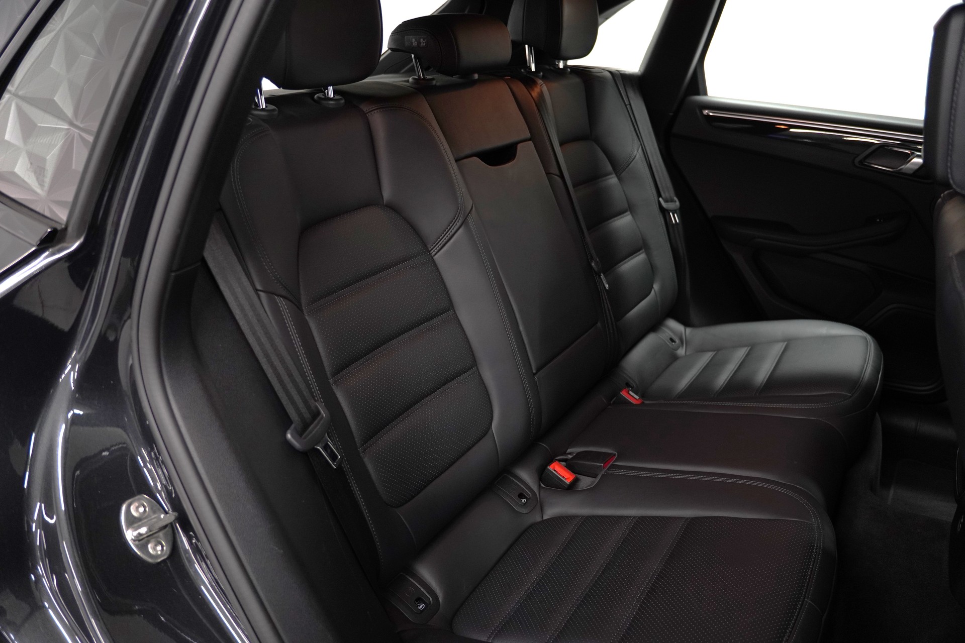 PORSCHE Macan S PDK-image-21