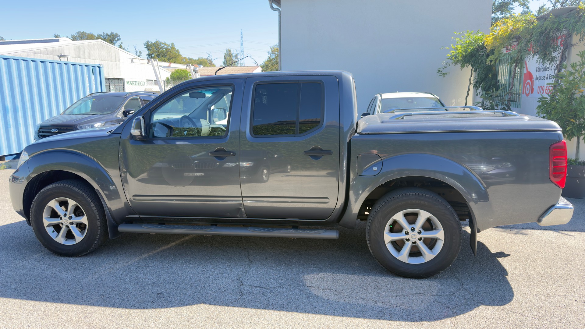 NISSAN Navara Double Cab LE 2.5 dCi 4WD LB Automat-image-3