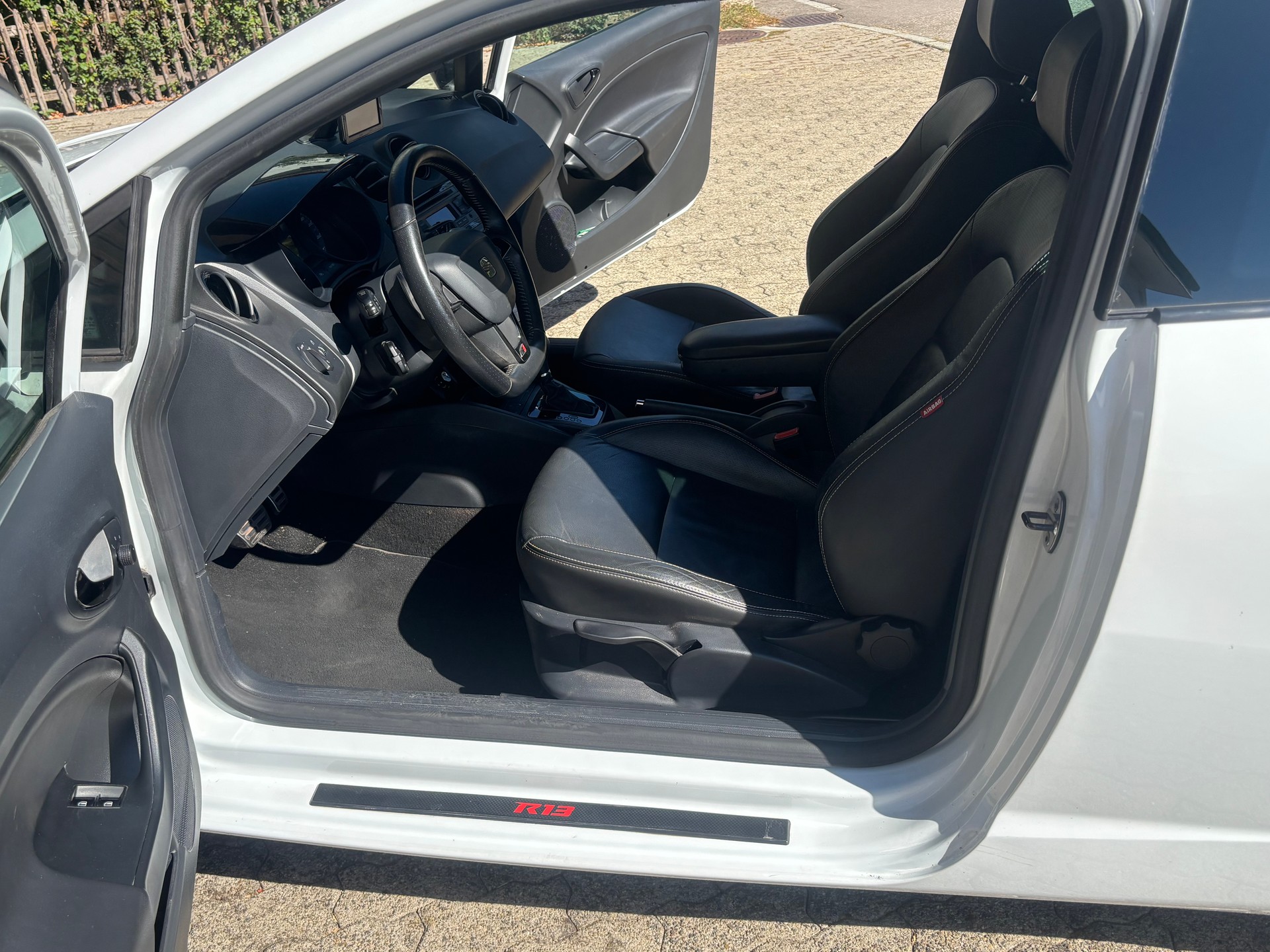SEAT 1.4 TSI 210 Cupra R13 DSG-image-5