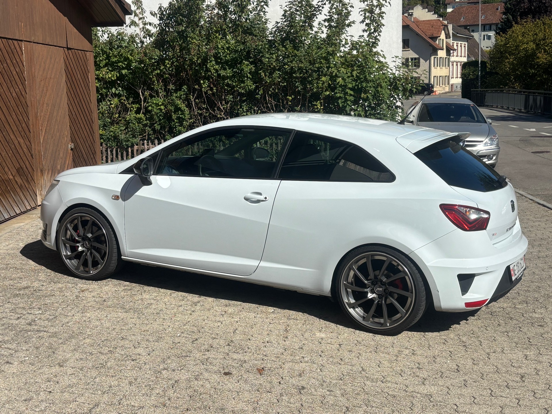 SEAT 1.4 TSI 210 Cupra R13 DSG-image-1