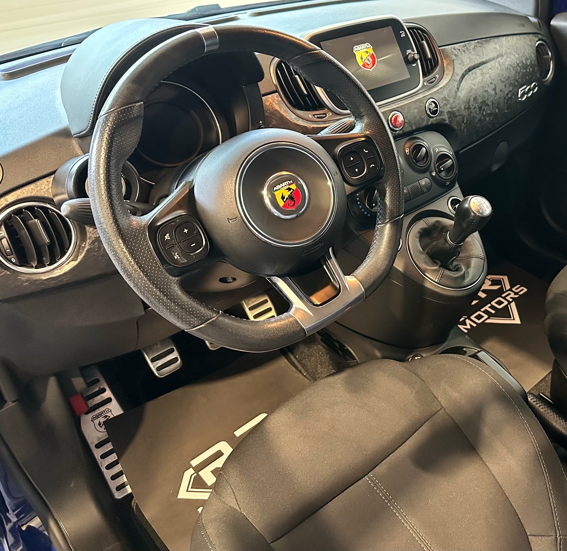 FIAT 595 1.4 16V Turbo Abarth Pista-image-11