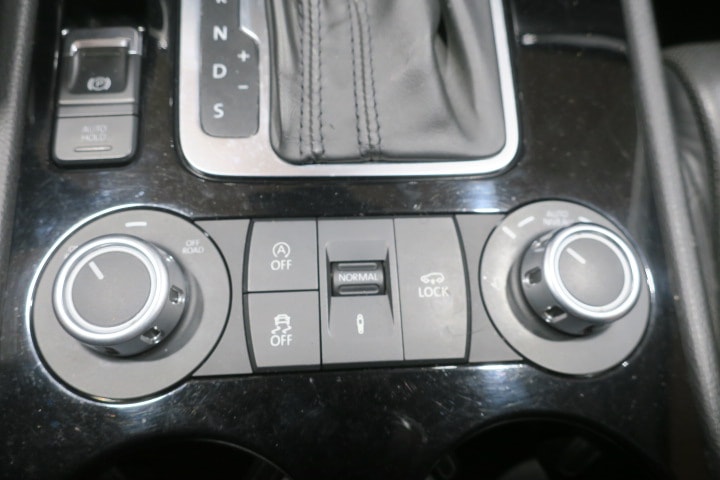 VW Touareg 3.0 TDI BlueMotion Technology Tiptronic-image-10