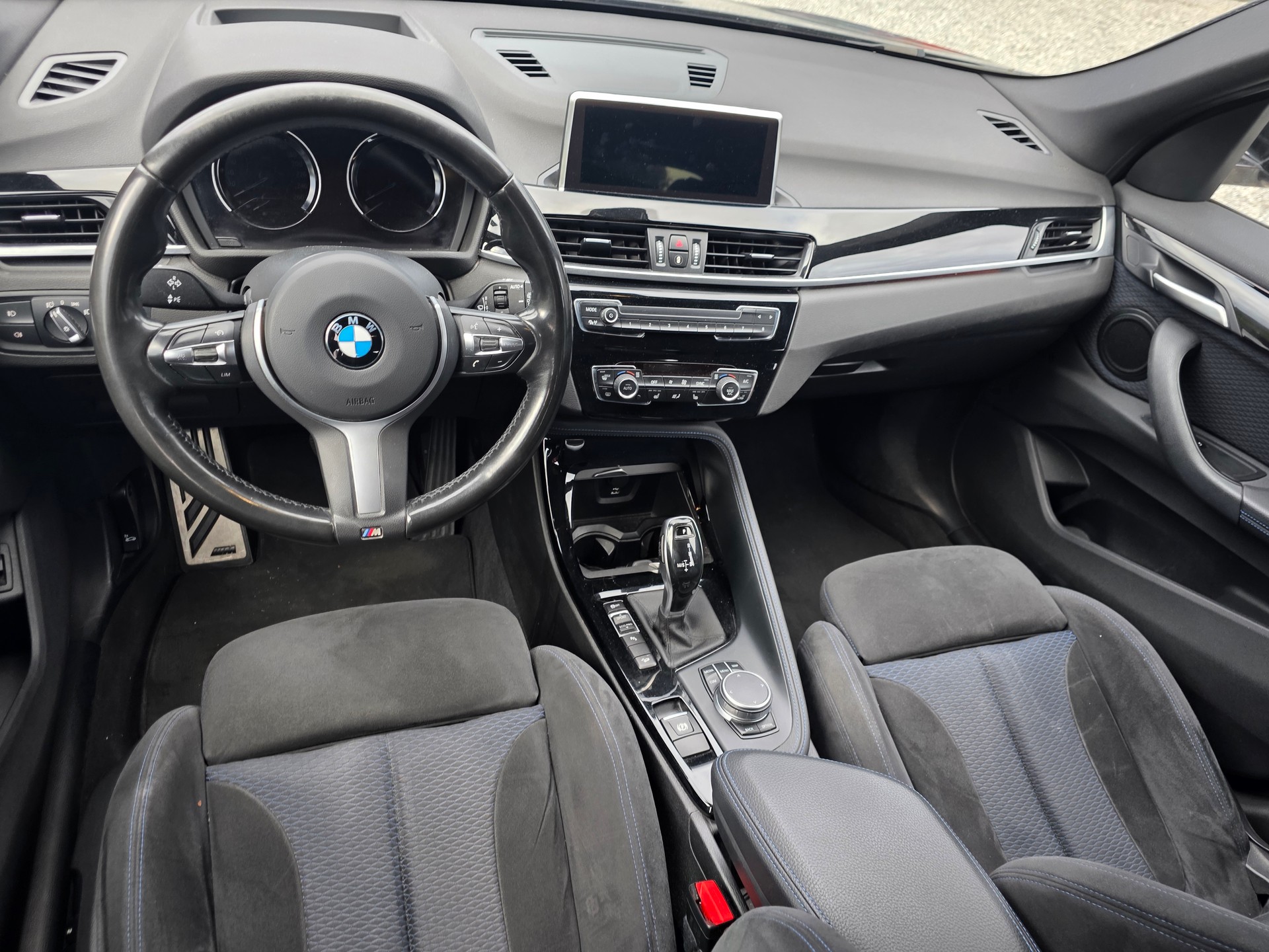 BMW X1 xDrive 20d M Sport Steptronic-image-5