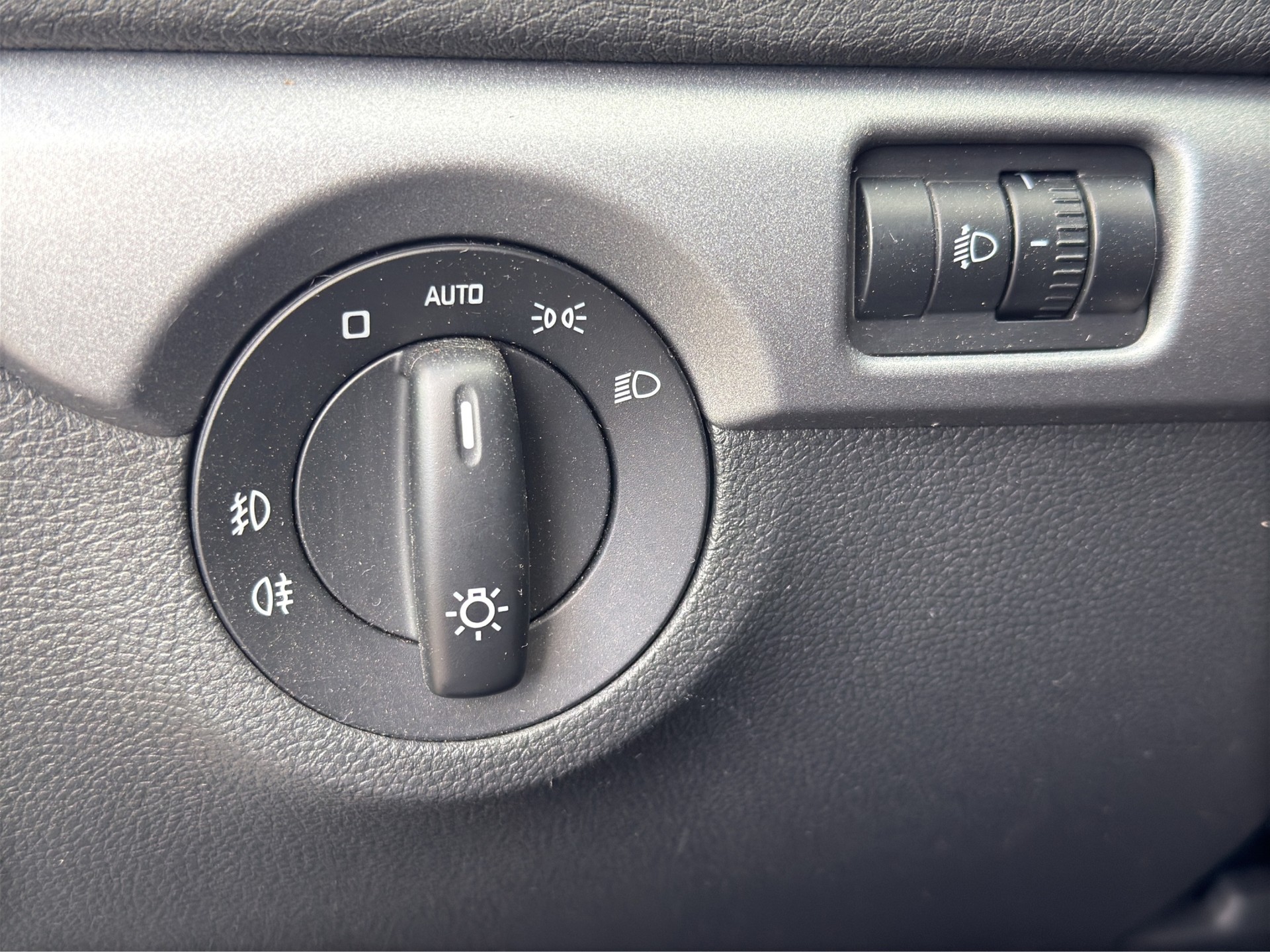 SKODA Yeti 1.4 TSI Active Outdoor 4x4 DSG-image-29