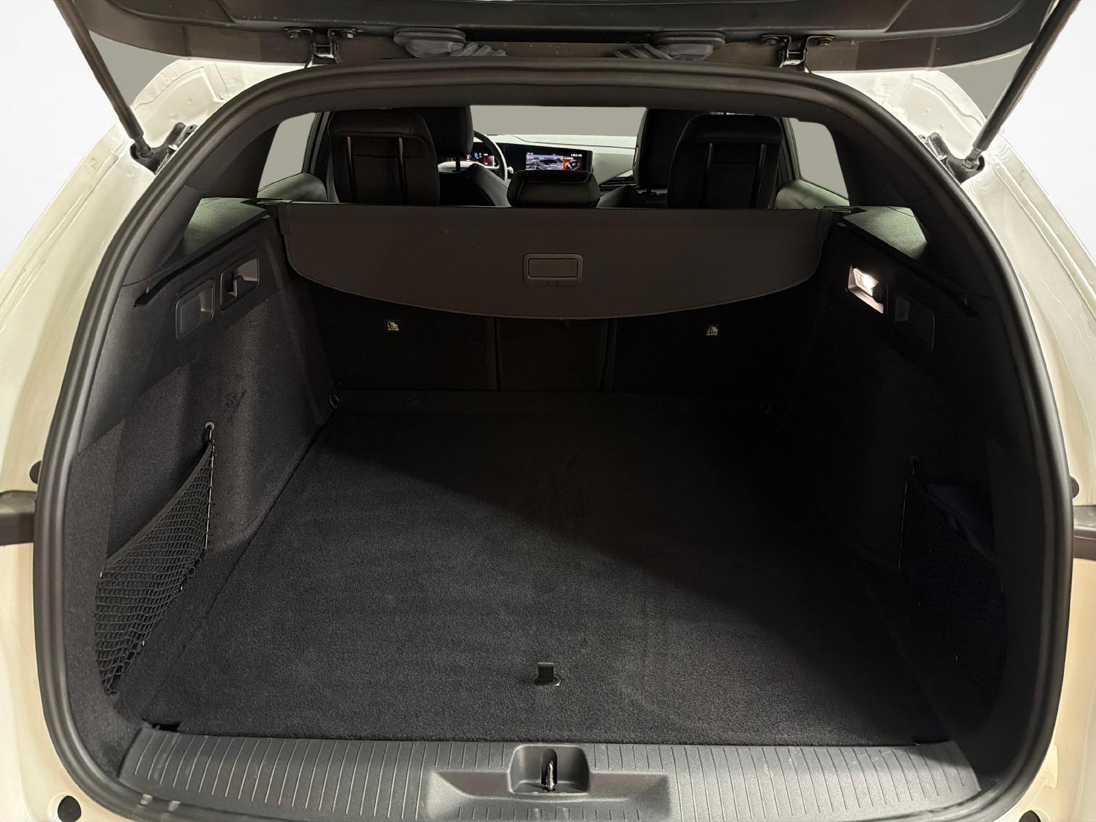 OPEL Astra Sports Tourer 1.6 T PHEV 180 Edition-image-11