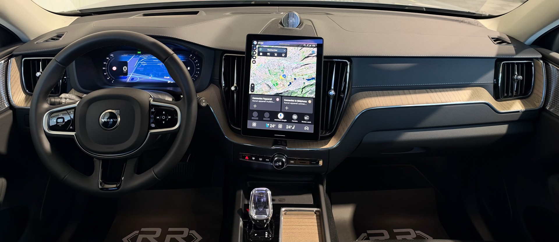 VOLVO XC60 B5 Benzin Mild Hybrid AWD Ultra Dark Geartronic-image-11