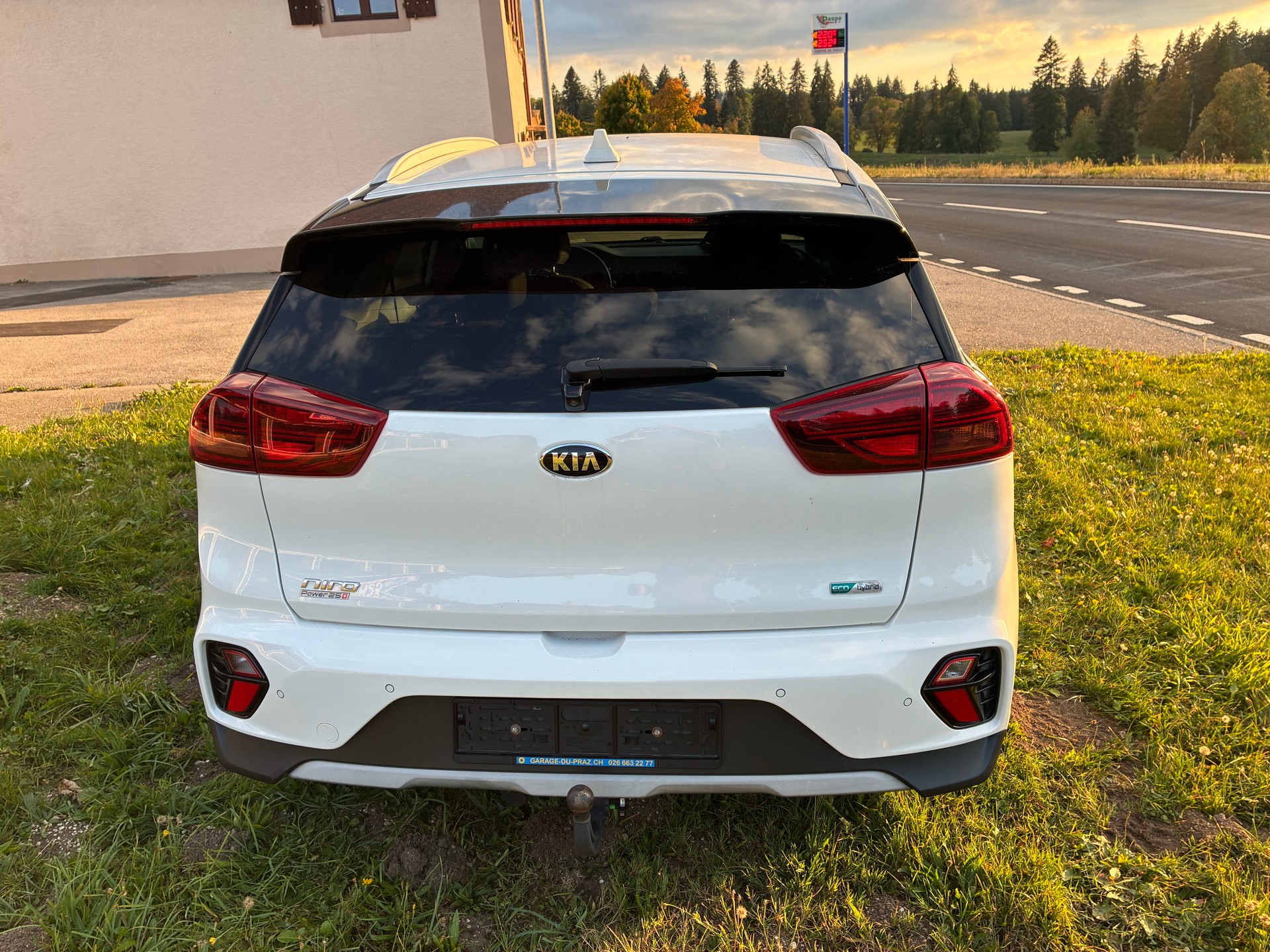KIA Niro 1.6GDi Hybrid Power 25 DCT-image-5