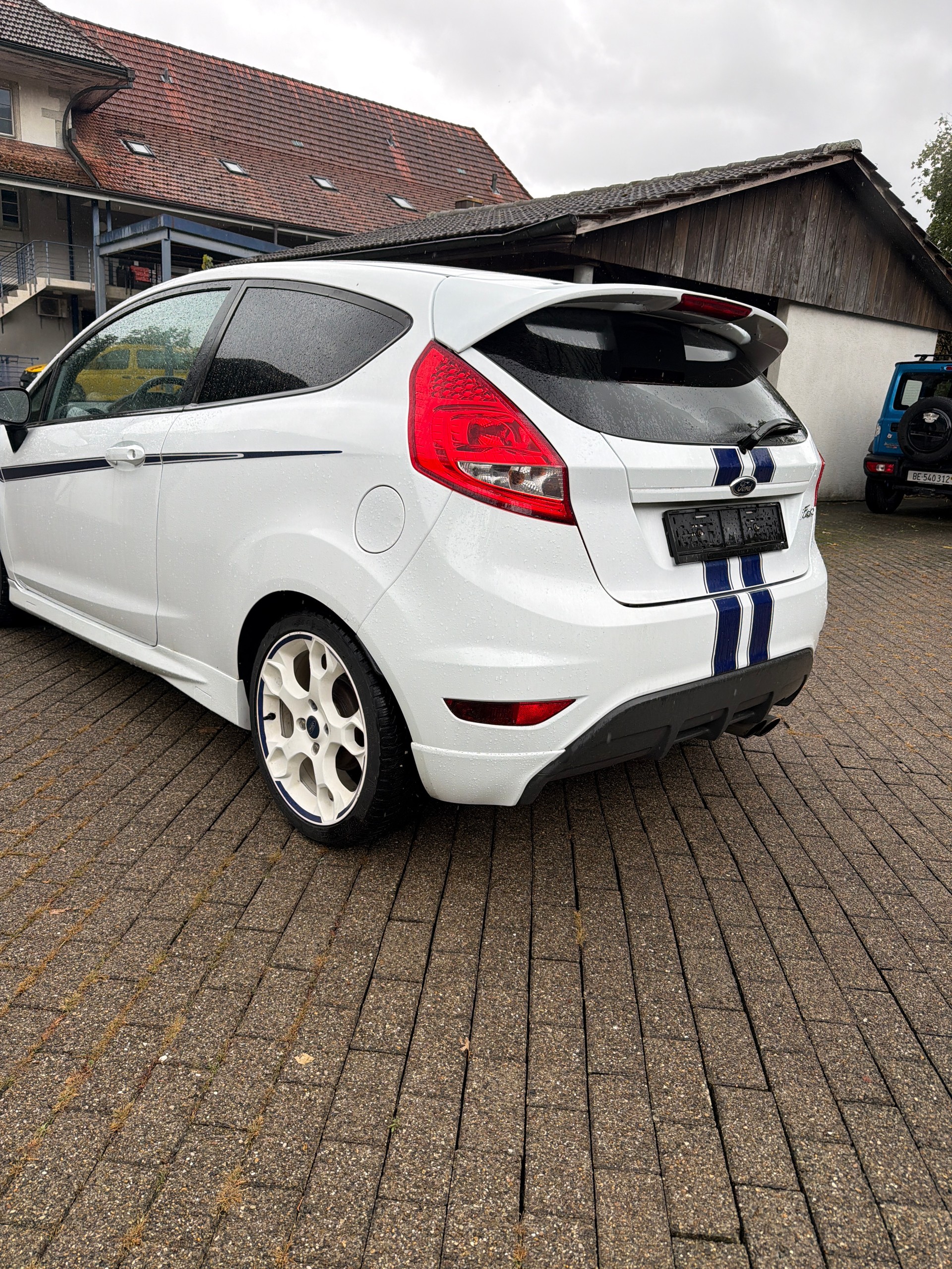 FORD Fiesta 1.6 16V Sport+-image-3