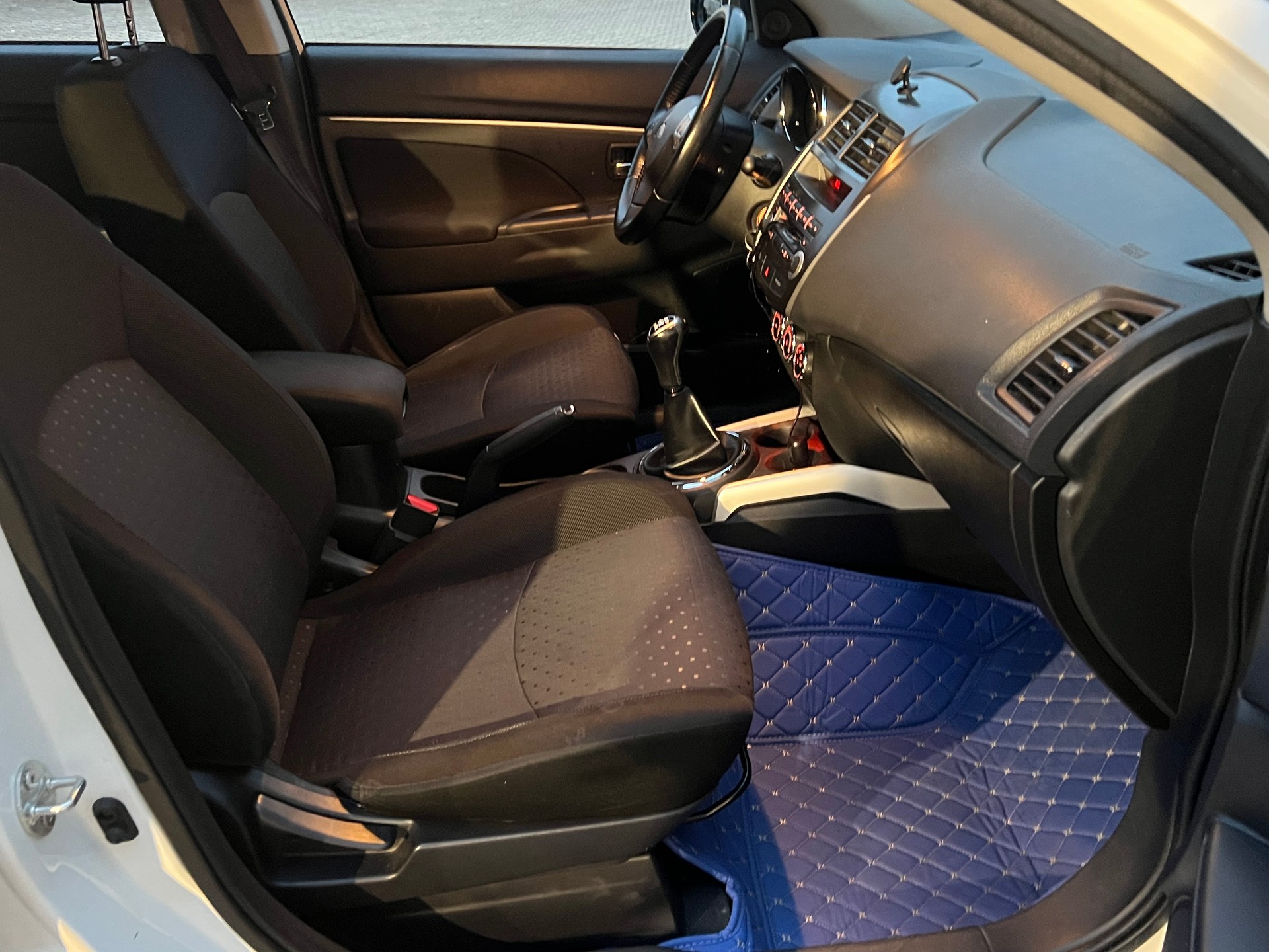 MITSUBISHI ASX 1.6 Super Jubilé 2WD-image-11