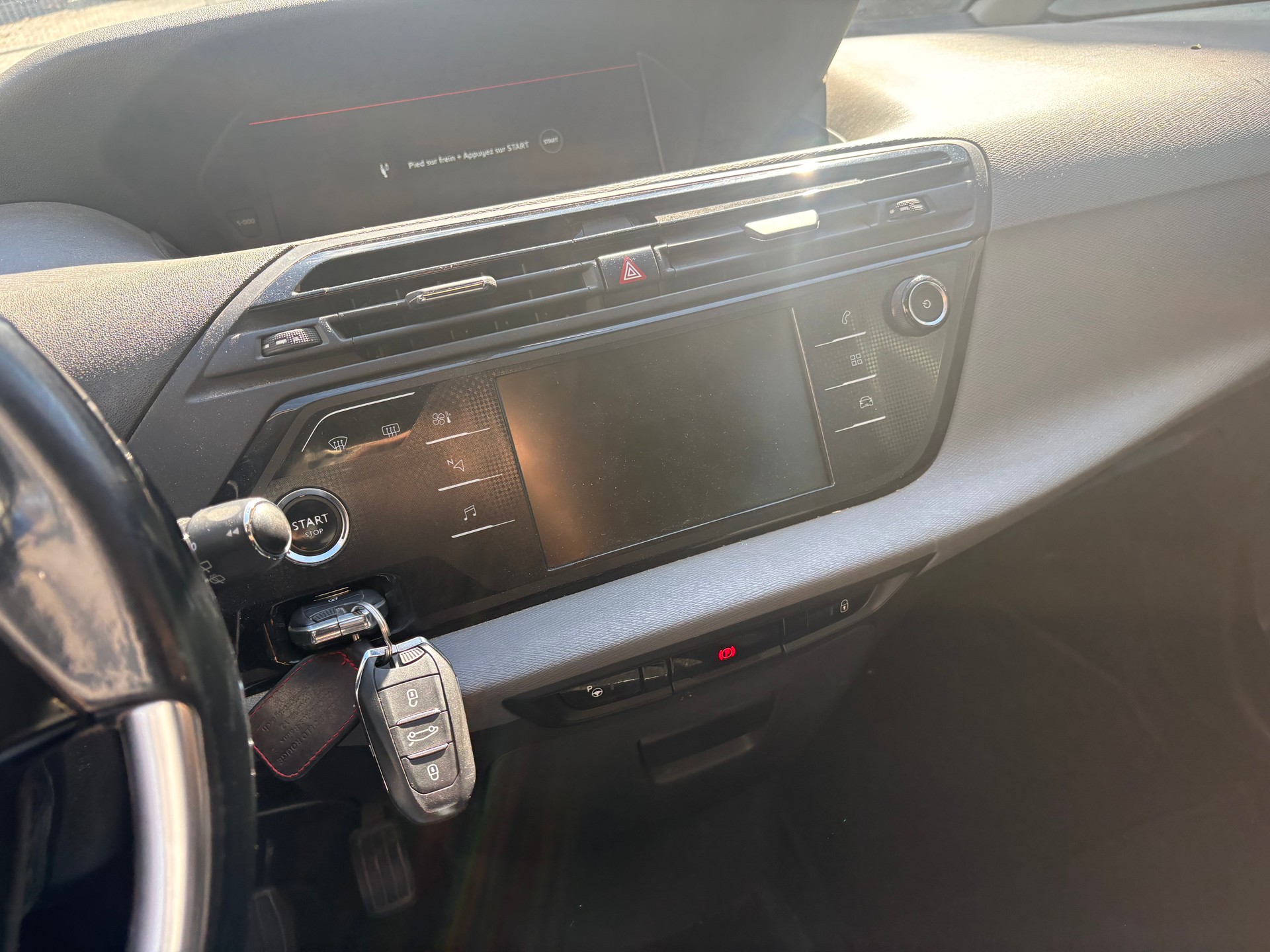CITROEN C4 Picasso 1.6i 16V THP Shine EAT6-image-10