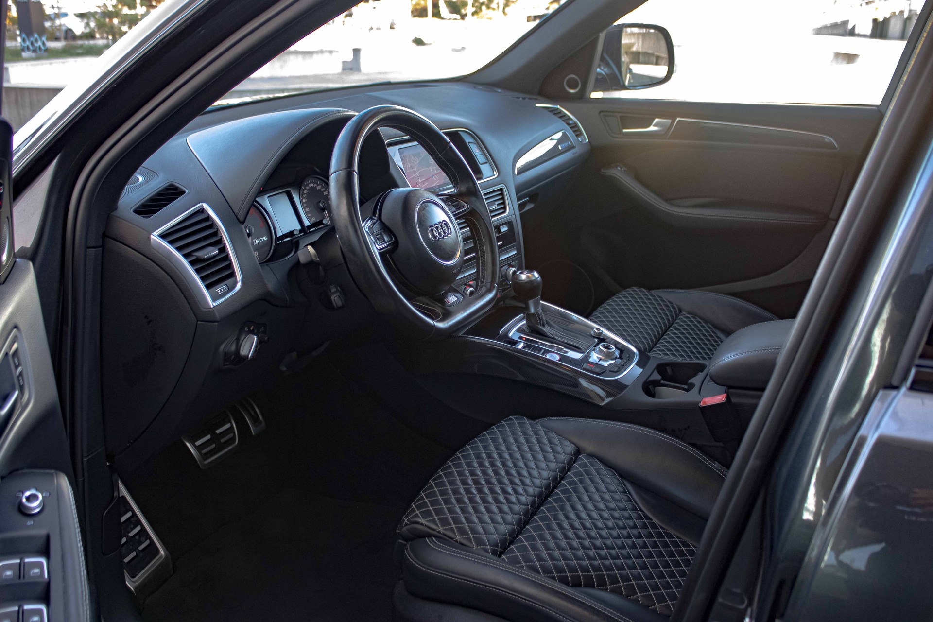 AUDI SQ5 3.0 TDI plus quattro tiptronic Vollausst.-image-9