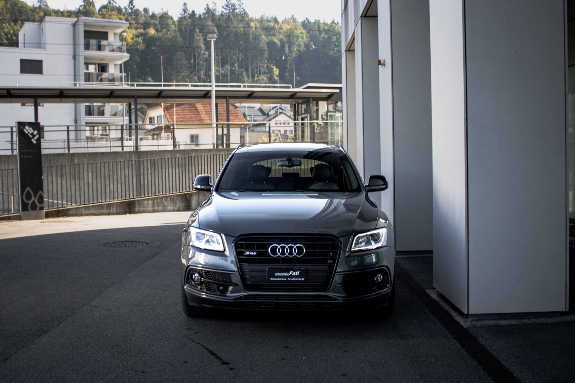 AUDI SQ5 3.0 TDI plus quattro tiptronic Vollausst.-image-2