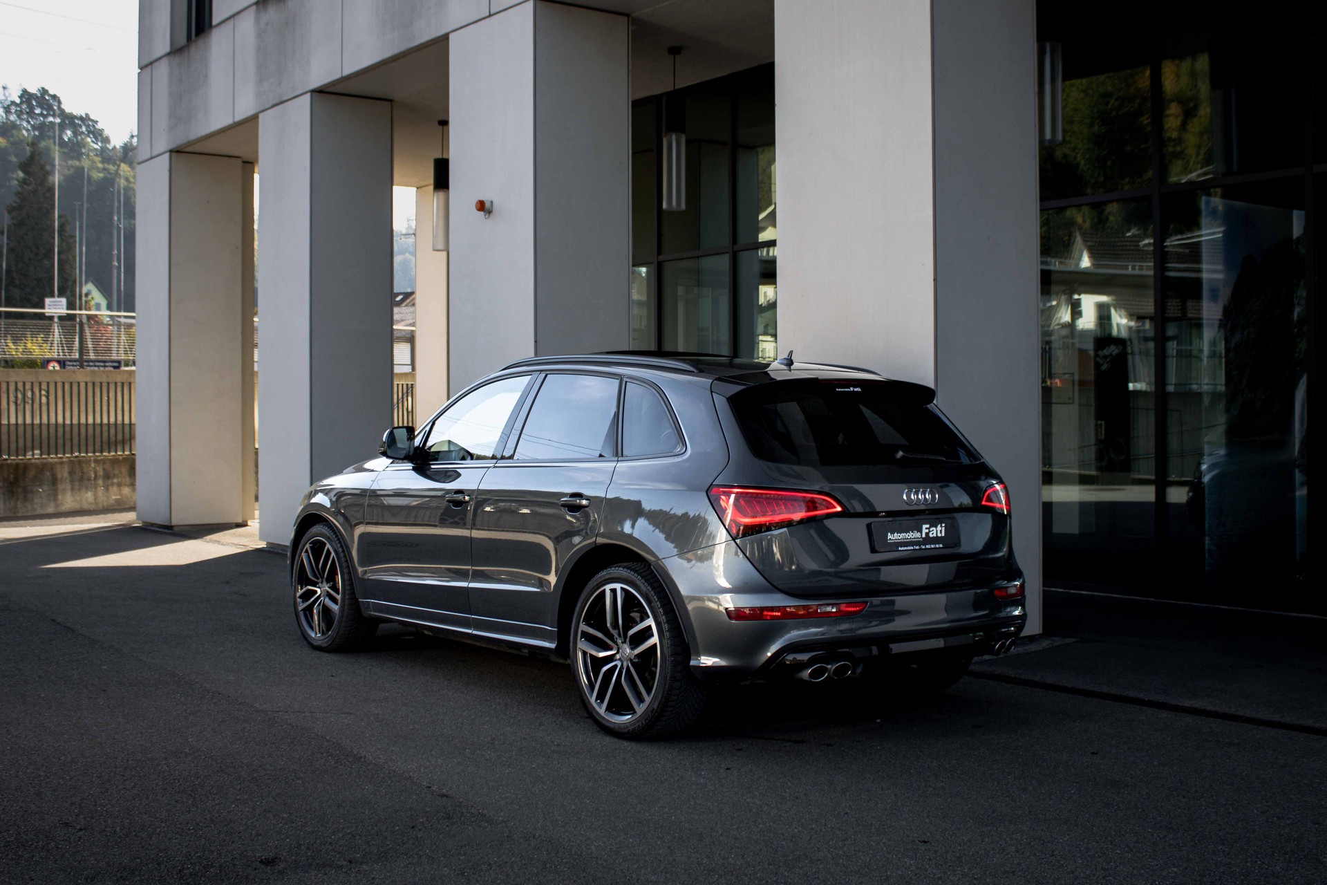 AUDI SQ5 3.0 TDI plus quattro tiptronic Vollausst.-image-1