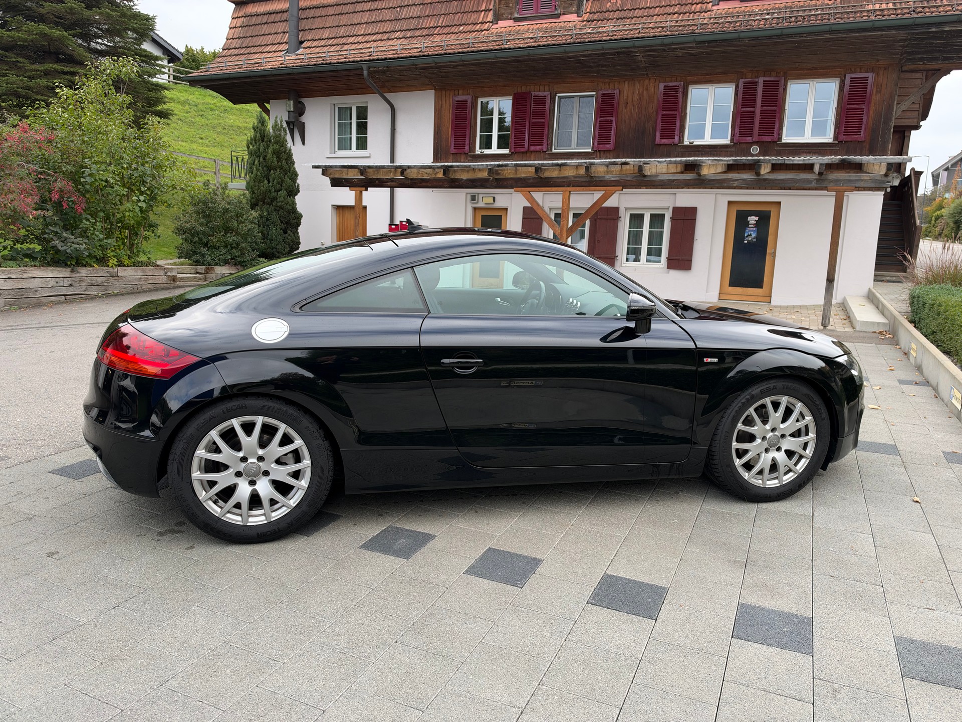 AUDI TT Coupé 2.0 TFSI-image-7