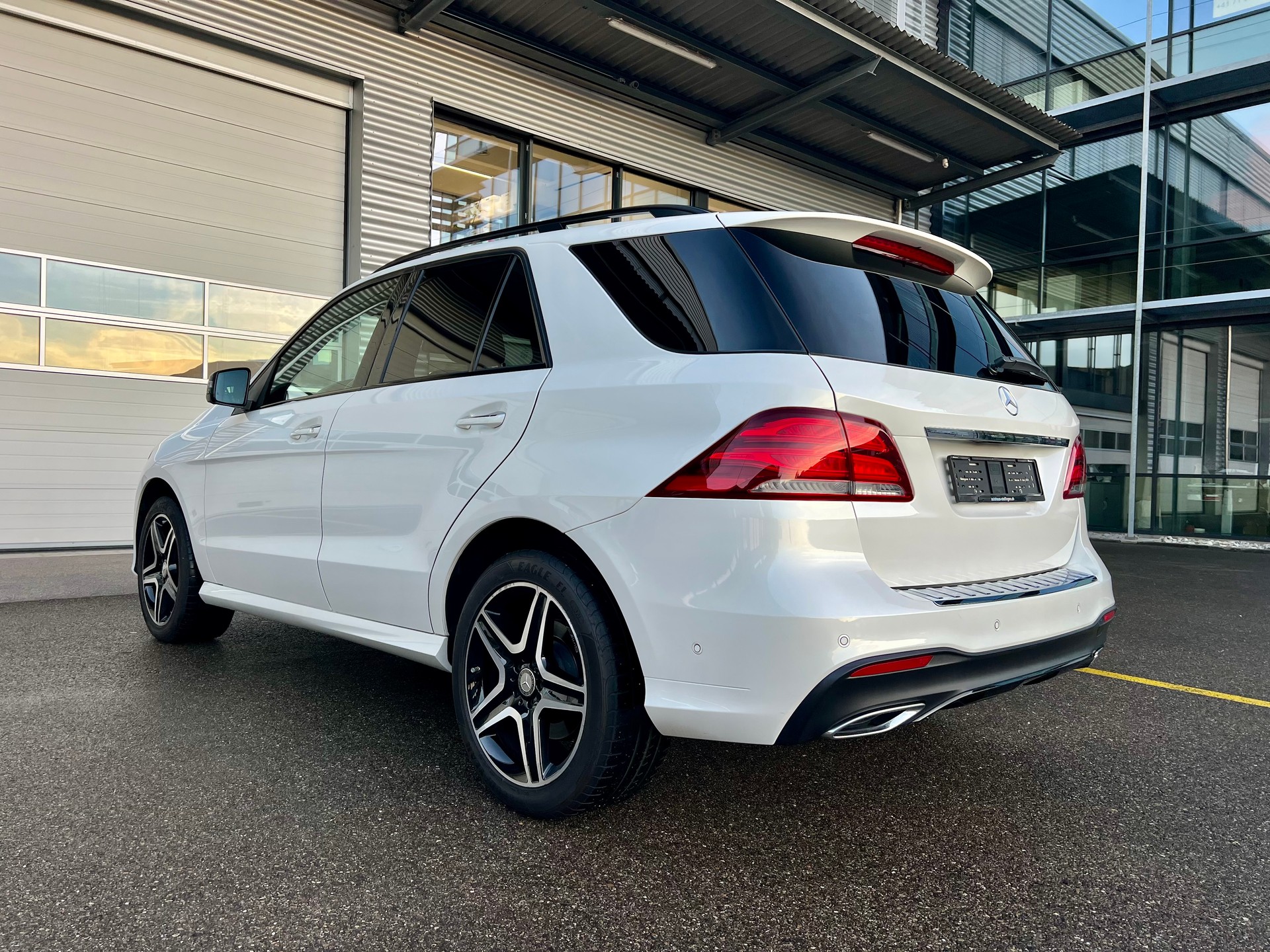 MERCEDES-BENZ GLE 350 d Executive AMG 4Matic 9G-Tronic-image-6