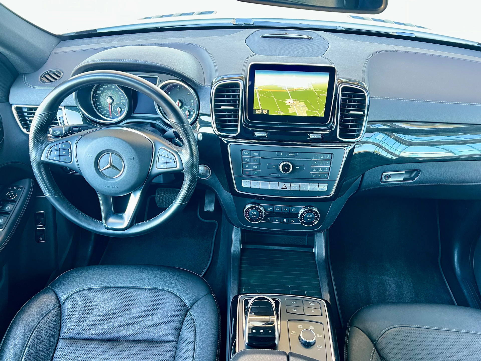 MERCEDES-BENZ GLE 350 d Executive AMG 4Matic 9G-Tronic-image-9