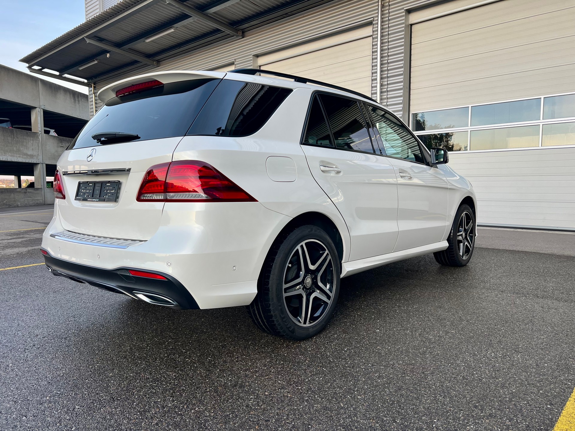 MERCEDES-BENZ GLE 350 d Executive AMG 4Matic 9G-Tronic-image-5