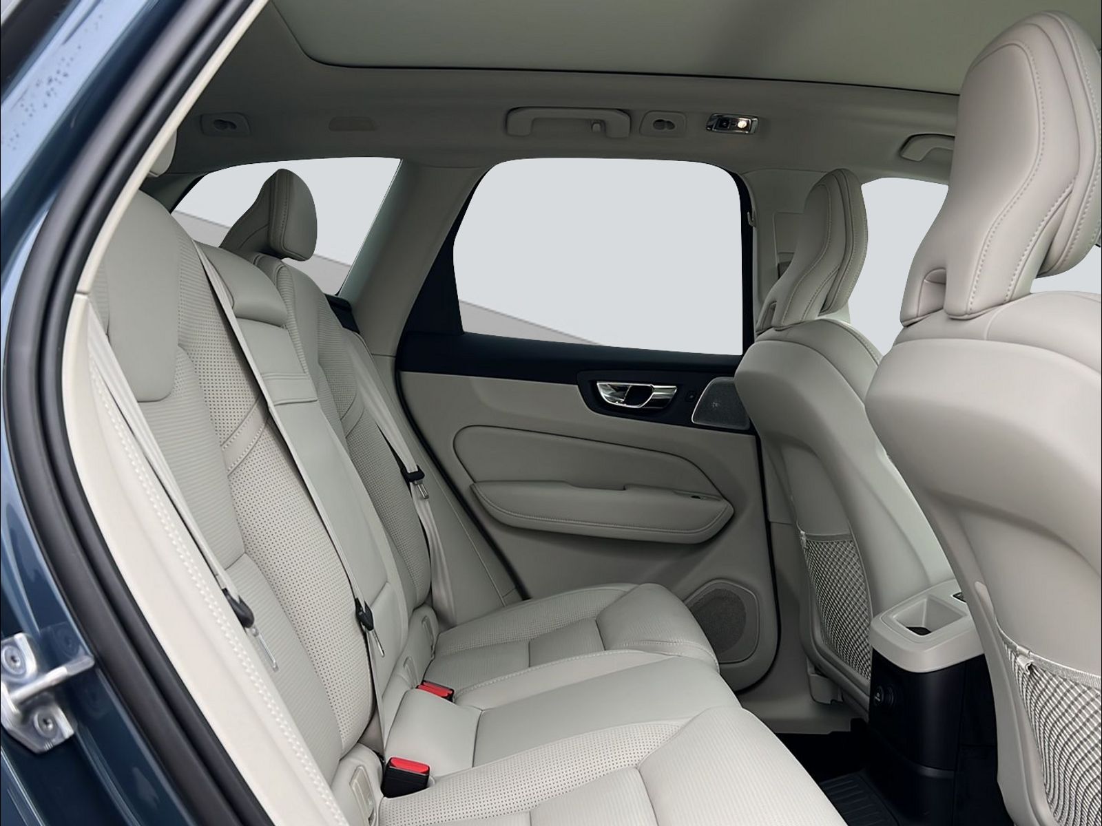 VOLVO XC60 2.0 T8 TE Inscription eAWD-image-10