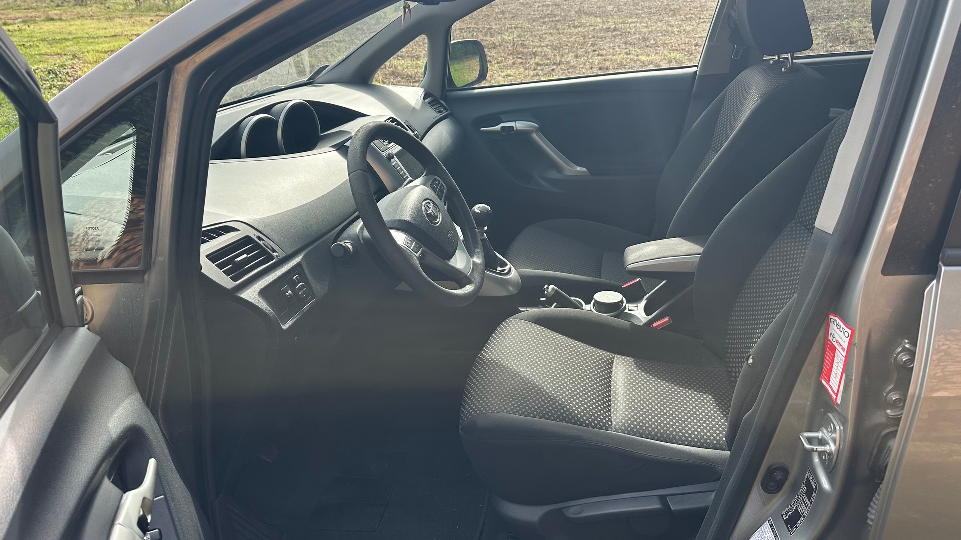 TOYOTA Verso 2.0 D-4D Linea Luna-image-15