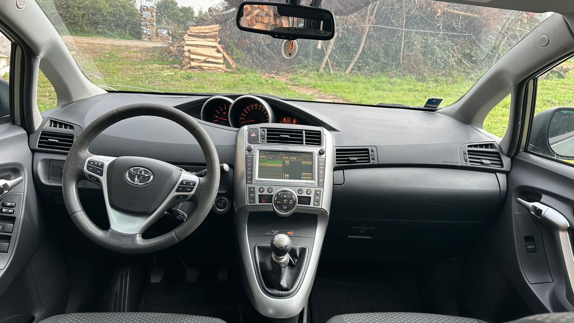 TOYOTA Verso 2.0 D-4D Linea Luna-image-11