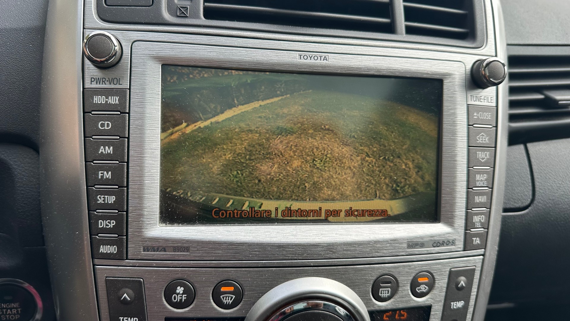 TOYOTA Verso 2.0 D-4D Linea Luna-image-14