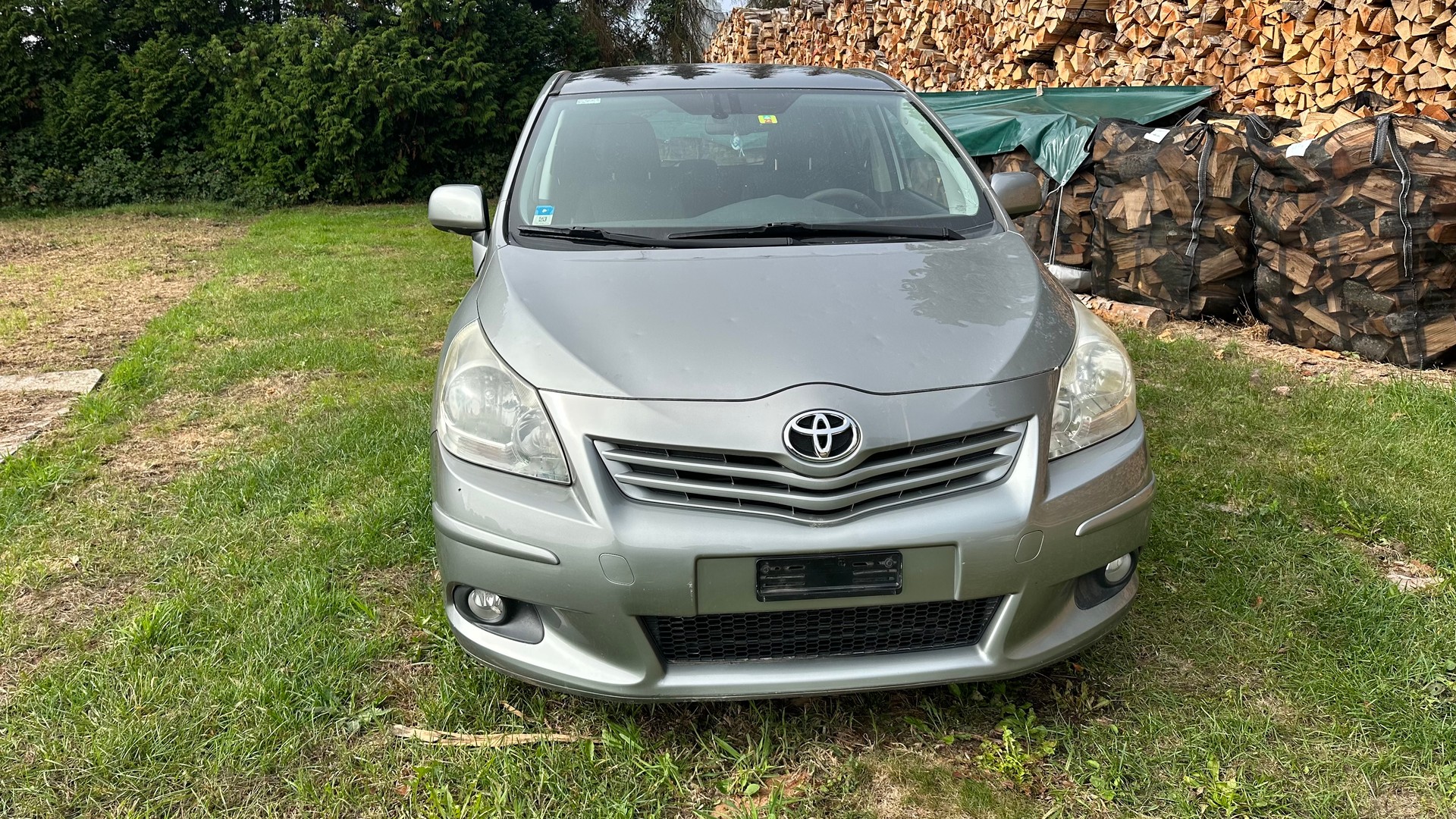 TOYOTA Verso 2.0 D-4D Linea Luna-image-0