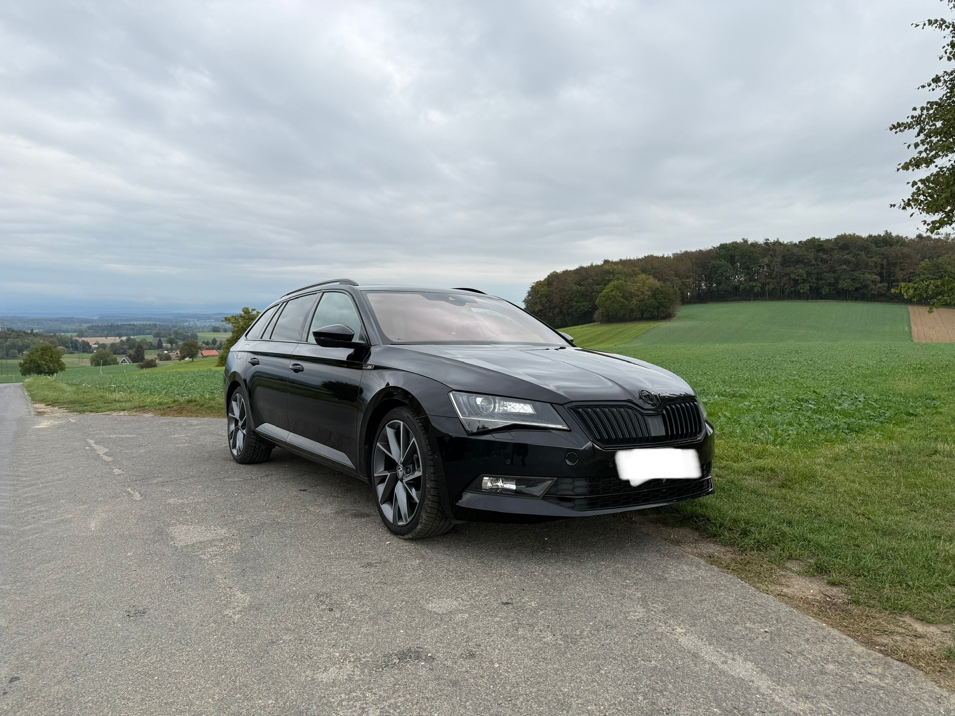 SKODA 2.0 TDI 190 SportLine+ 4x4 DSG-image-1