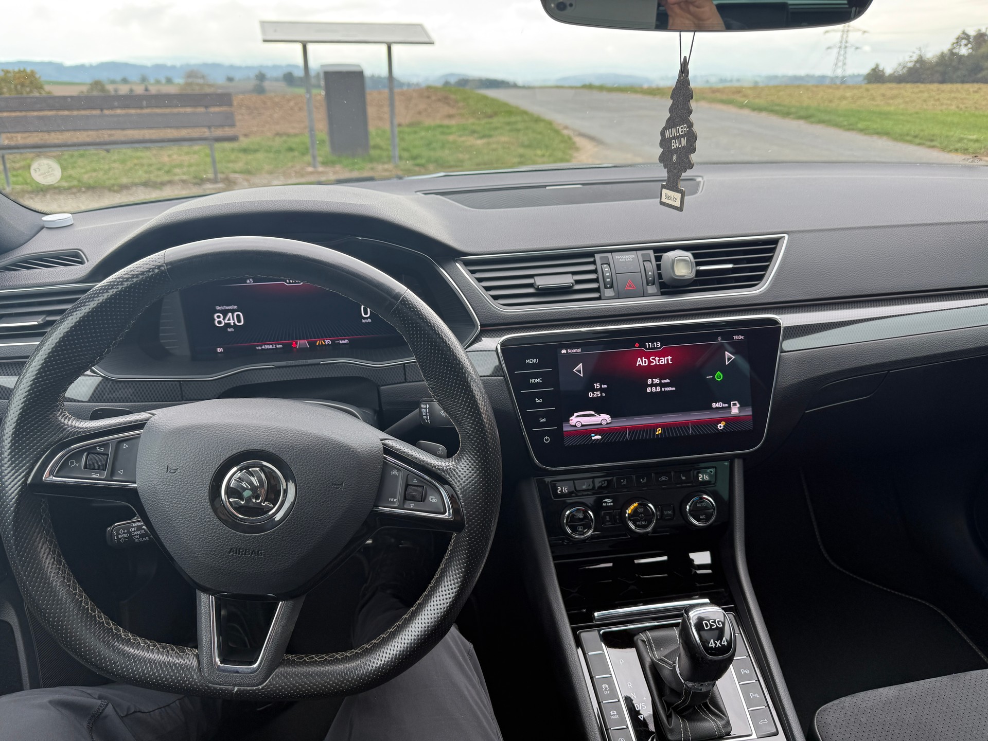 SKODA 2.0 TDI 190 SportLine+ 4x4 DSG-image-11