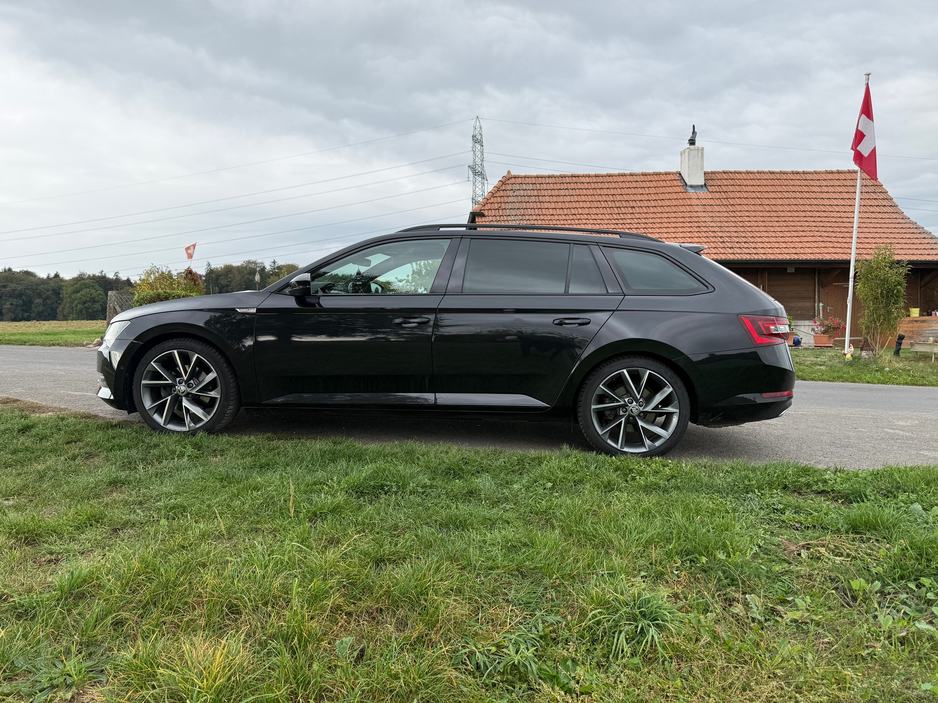 SKODA 2.0 TDI 190 SportLine+ 4x4 DSG-image-5