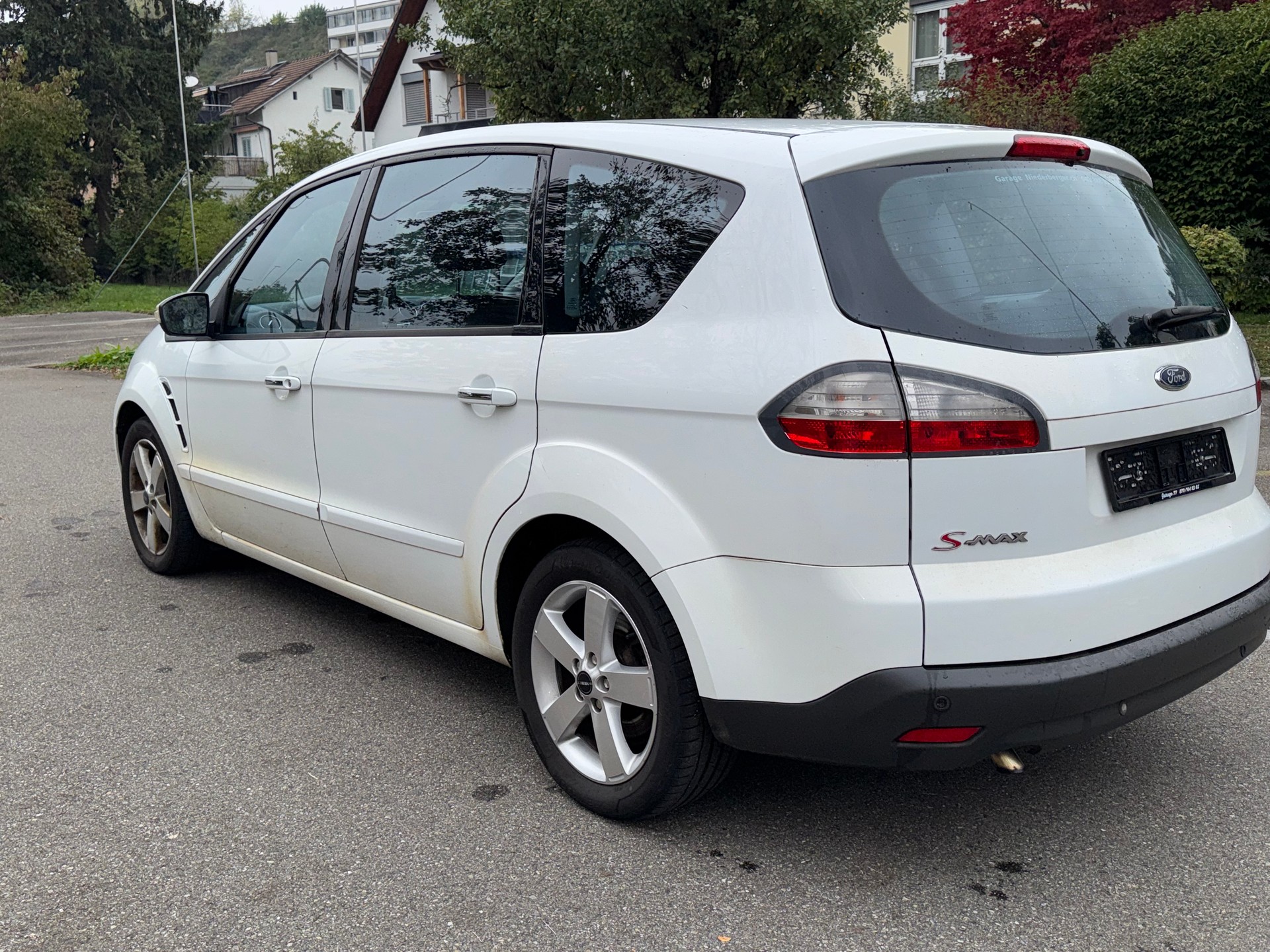 FORD S-Max 2.0i Titanium-image-1