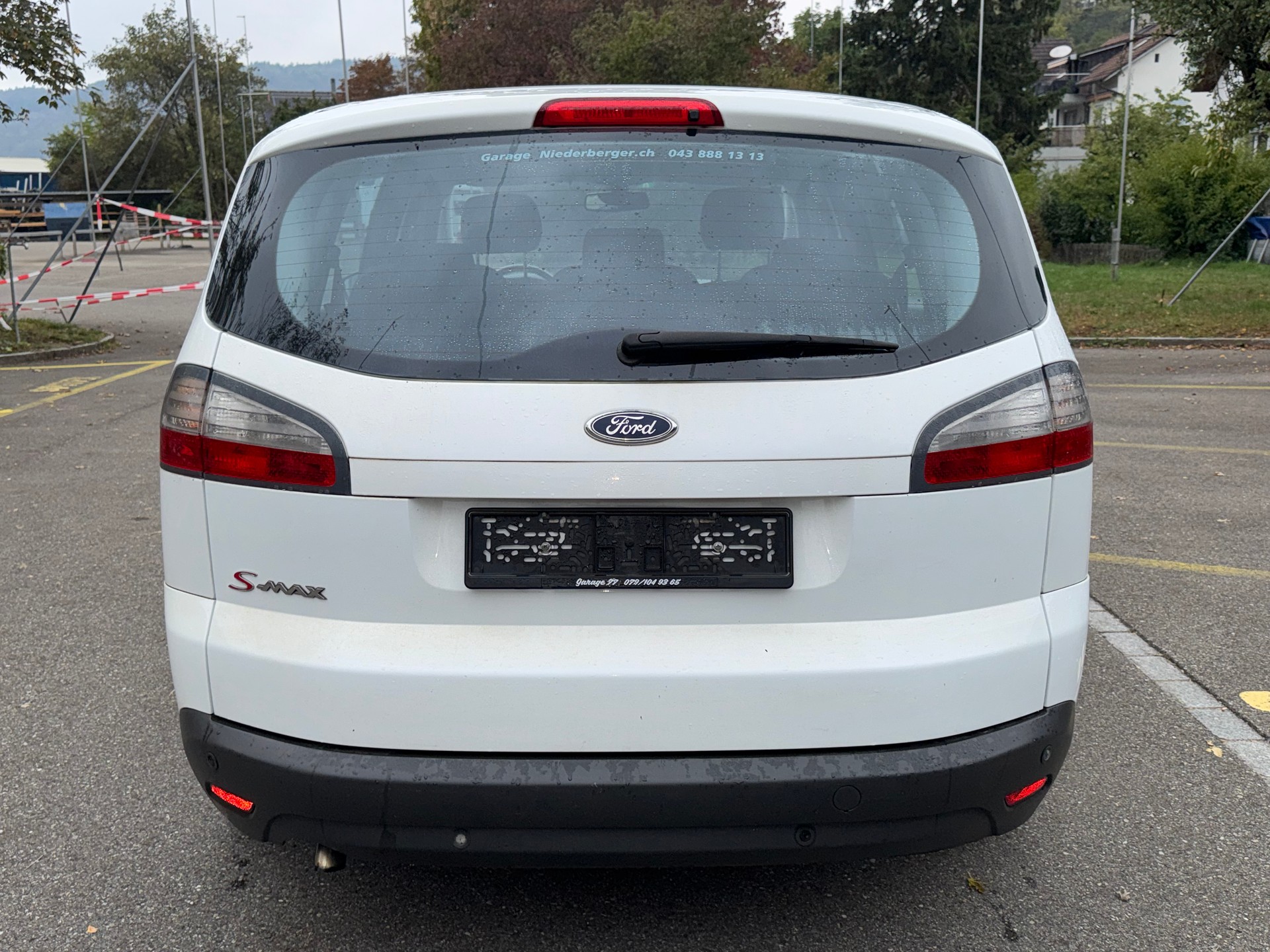 FORD S-Max 2.0i Titanium-image-2