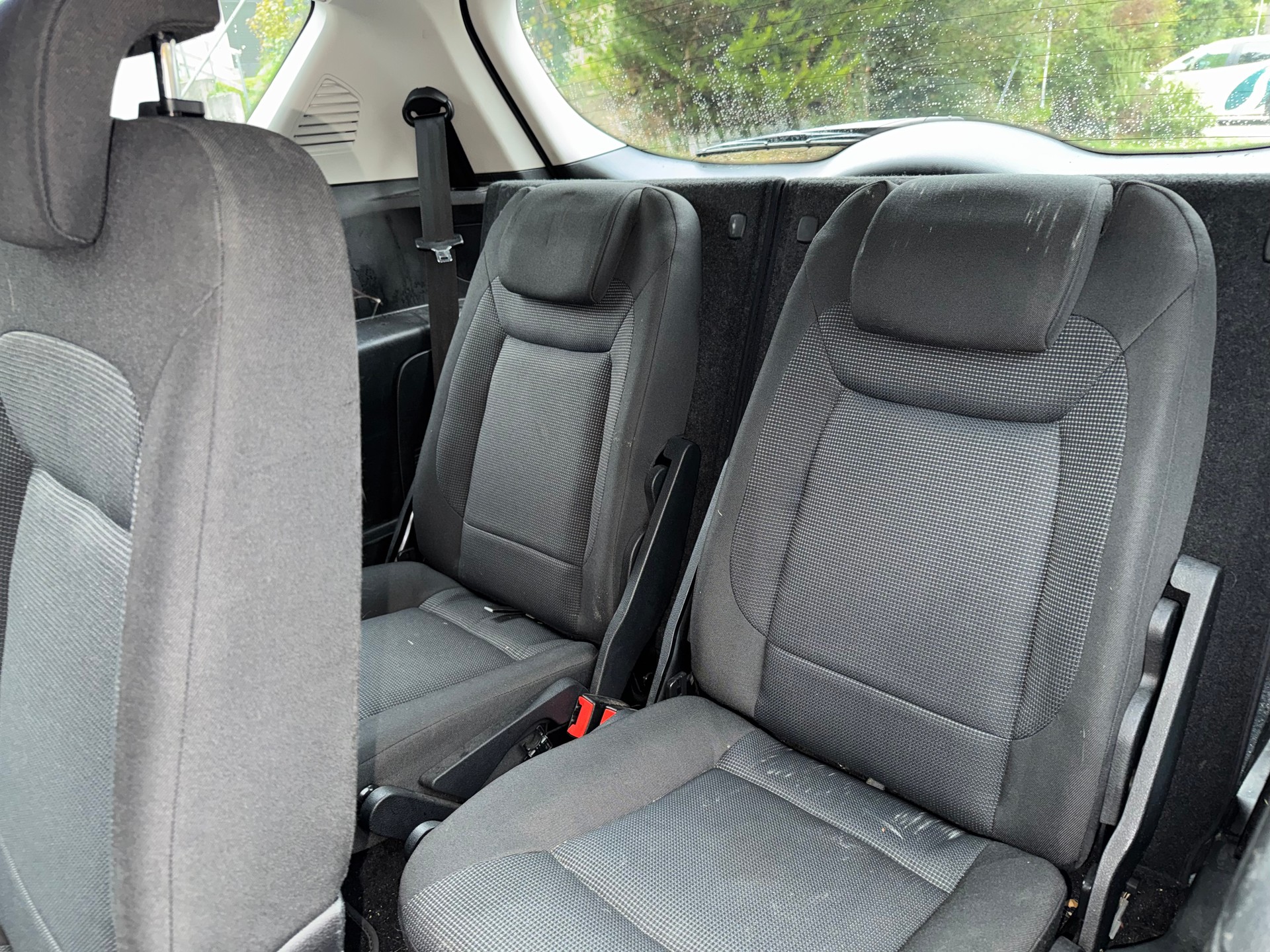 FORD S-Max 2.0i Titanium-image-9