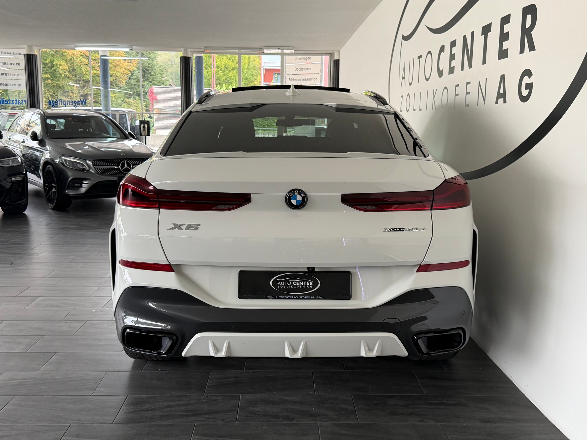 BMW X6 xDrive 48V 40d Steptronic M Sport / CH Fahrzeug-image-6