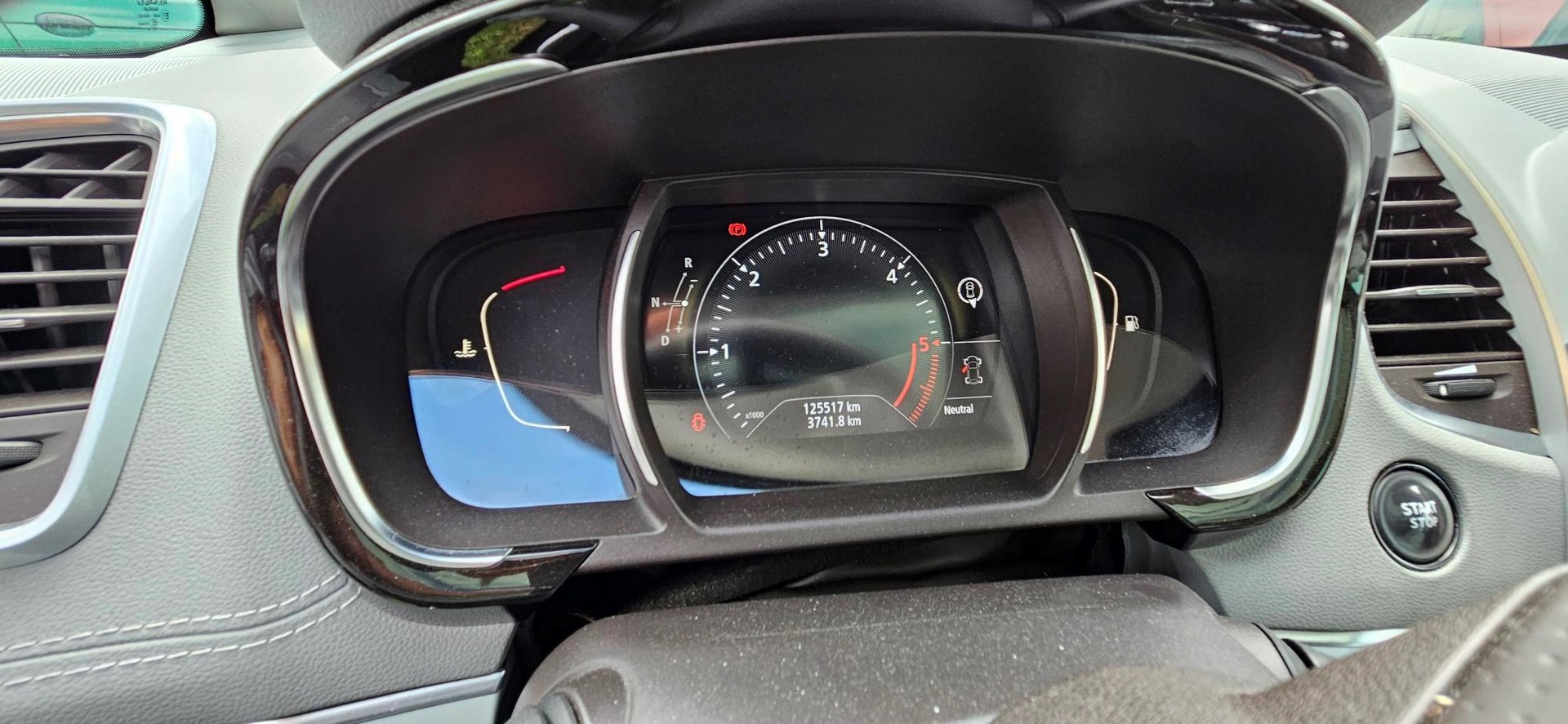 RENAULT Espace 1.6 dCi Initiale Paris EDC Automat-image-8