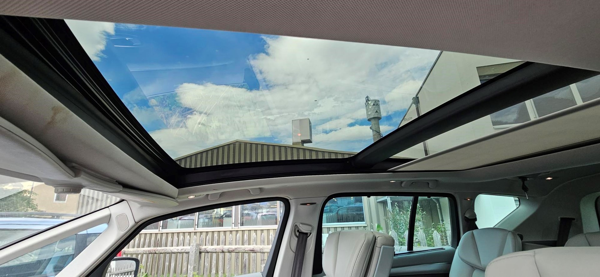 RENAULT Espace 1.6 dCi Initiale Paris EDC Automat-image-7