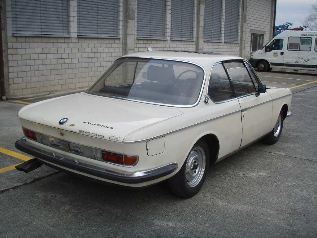 BMW 2000 CS-image-3