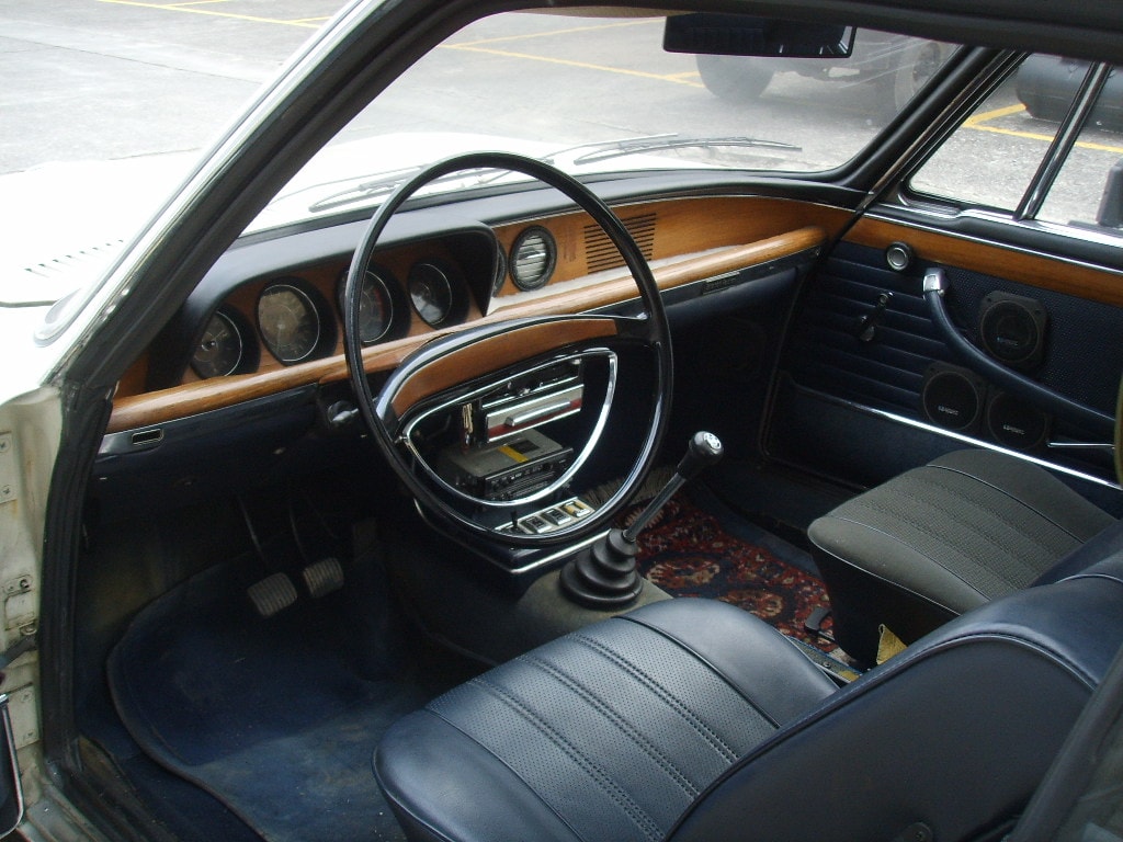 BMW 2000 CS-image-5