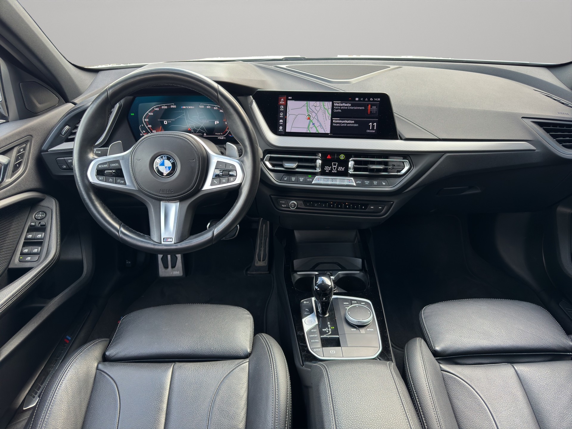 BMW M135i xDrive Steptronic-image-9