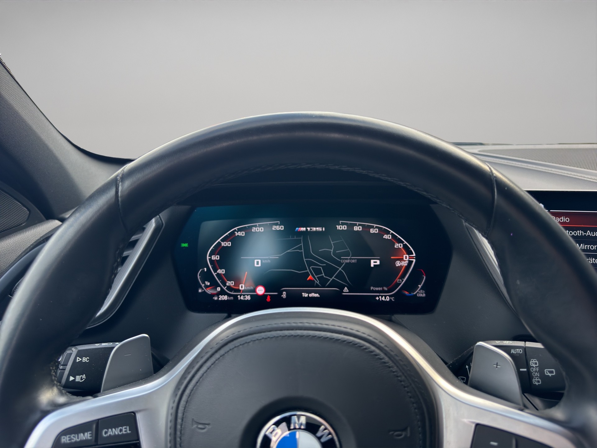 BMW M135i xDrive Steptronic-image-13