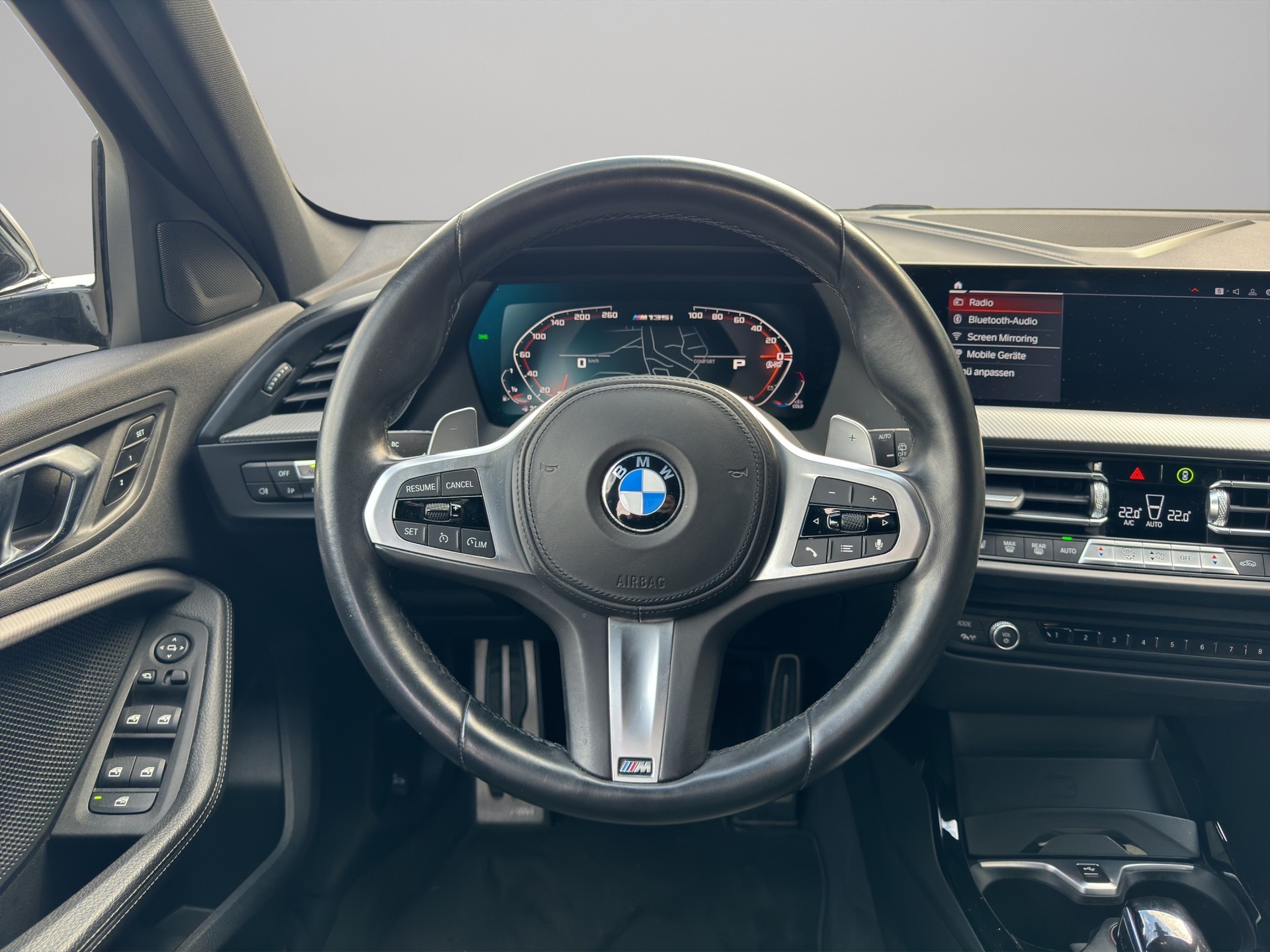 BMW M135i xDrive Steptronic-image-12